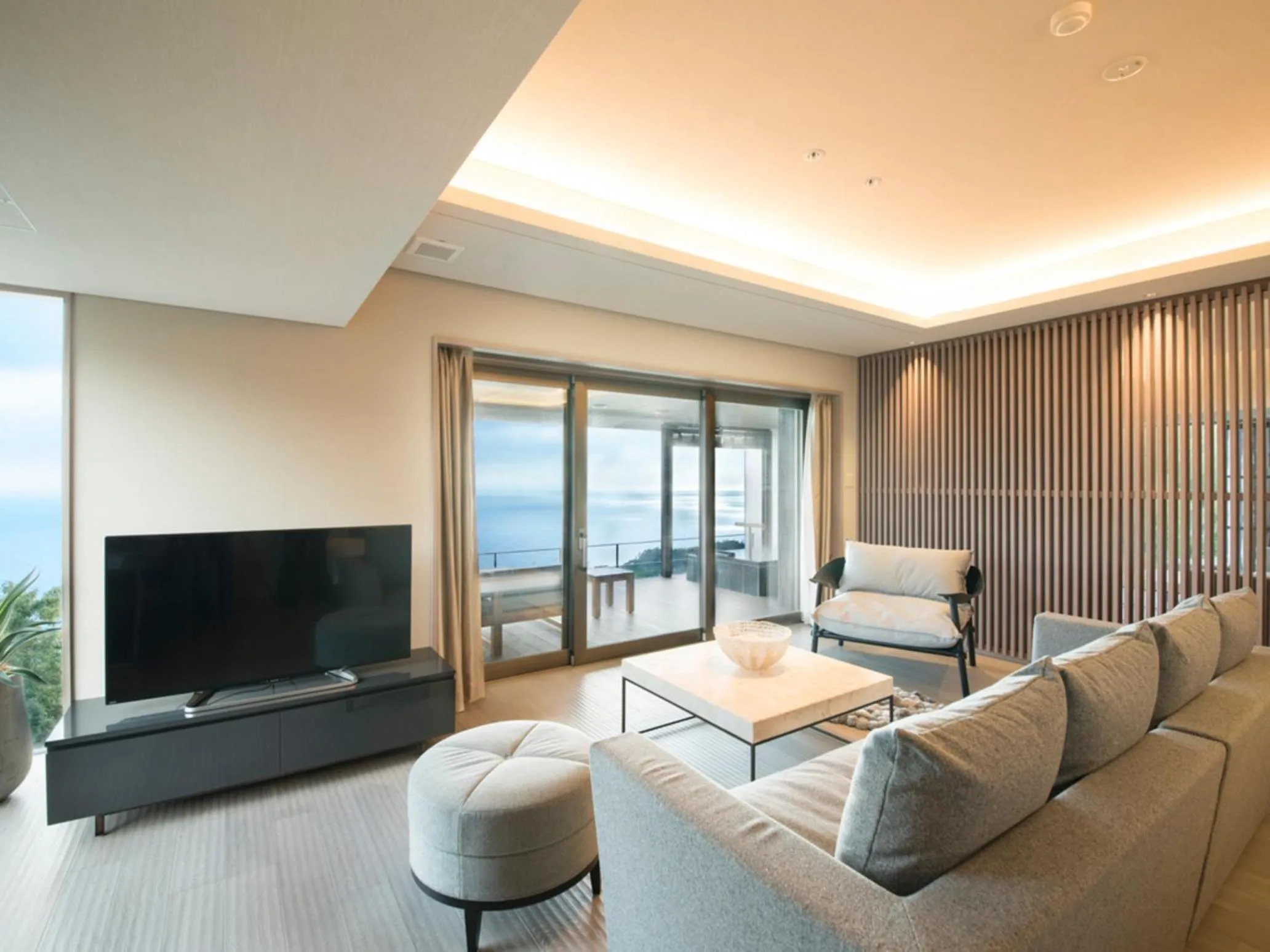Living room in Atami Sekaie