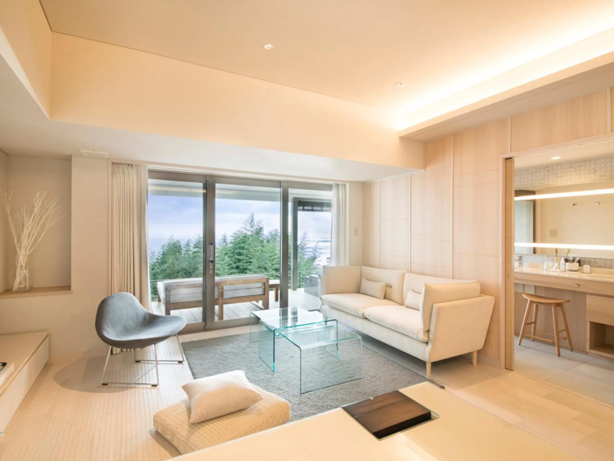 Living room, Bed in Atami Sekaie