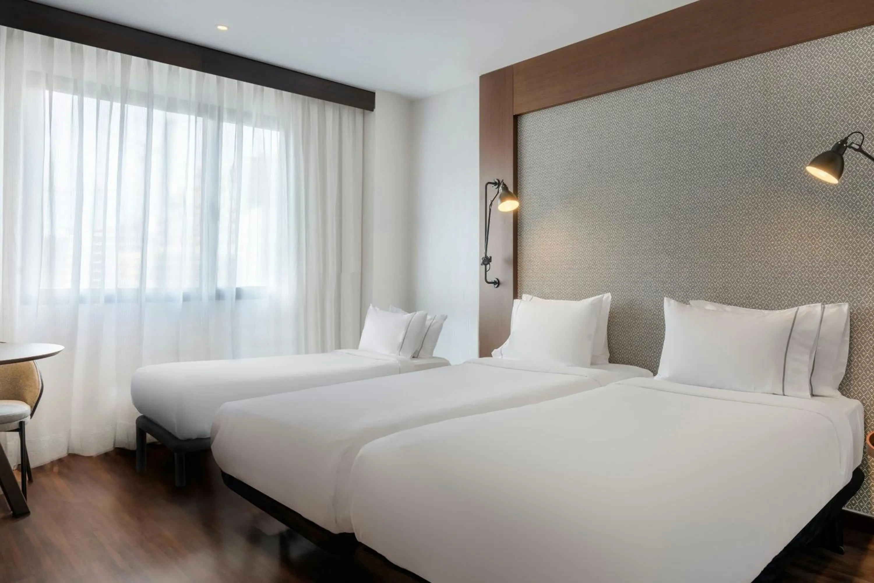 Photo of the whole room, Bed in AC Hotel by Marriott Alicante