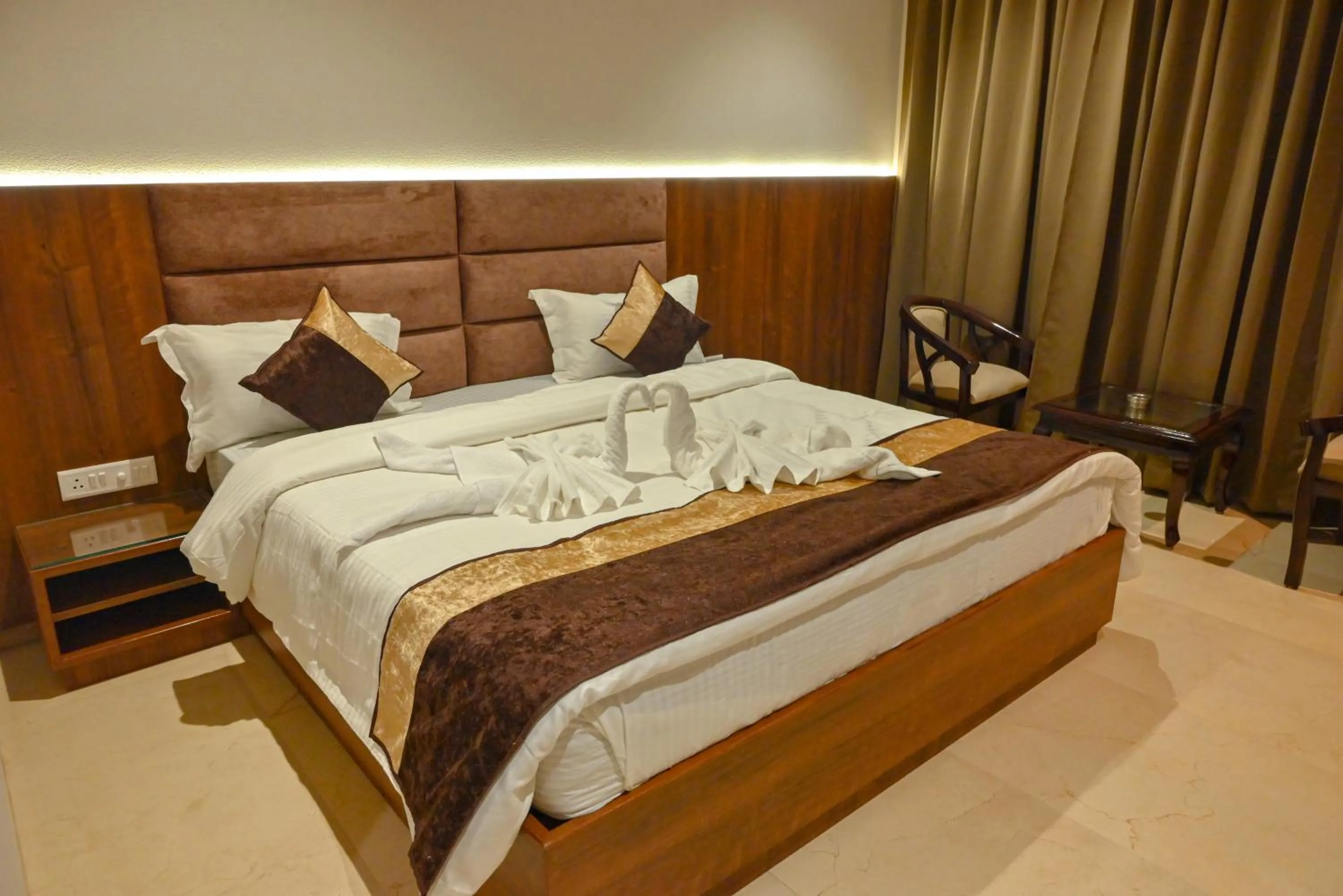 Bedroom, Bed in MD FARMS AND RESORTS