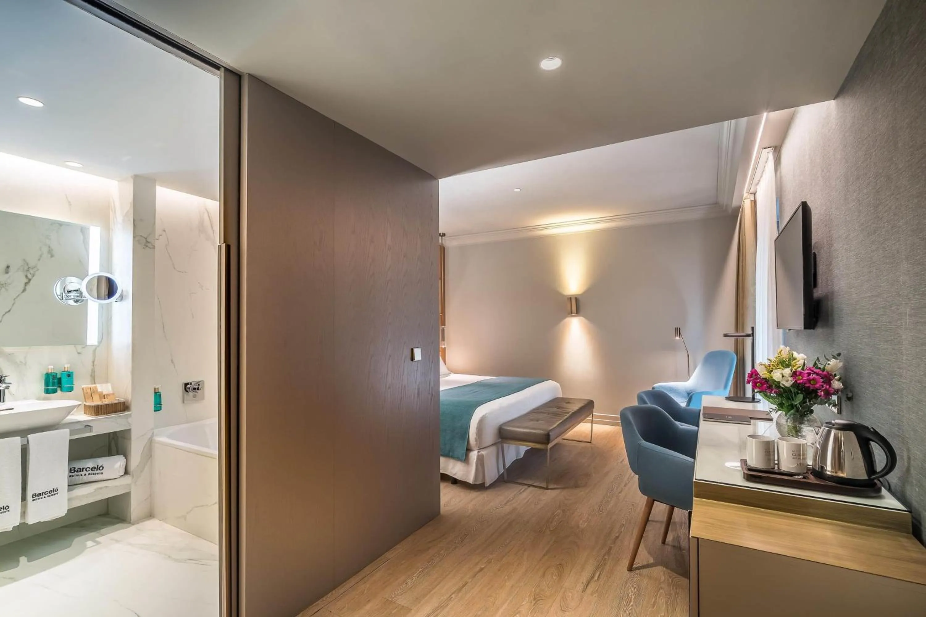 Bedroom, Bed in Barceló Emperatriz