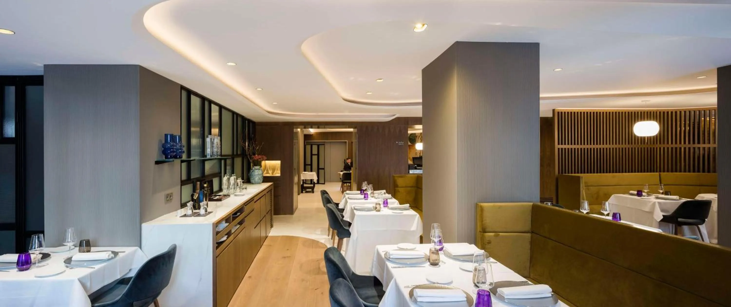 Restaurant/places to eat in Barceló Emperatriz