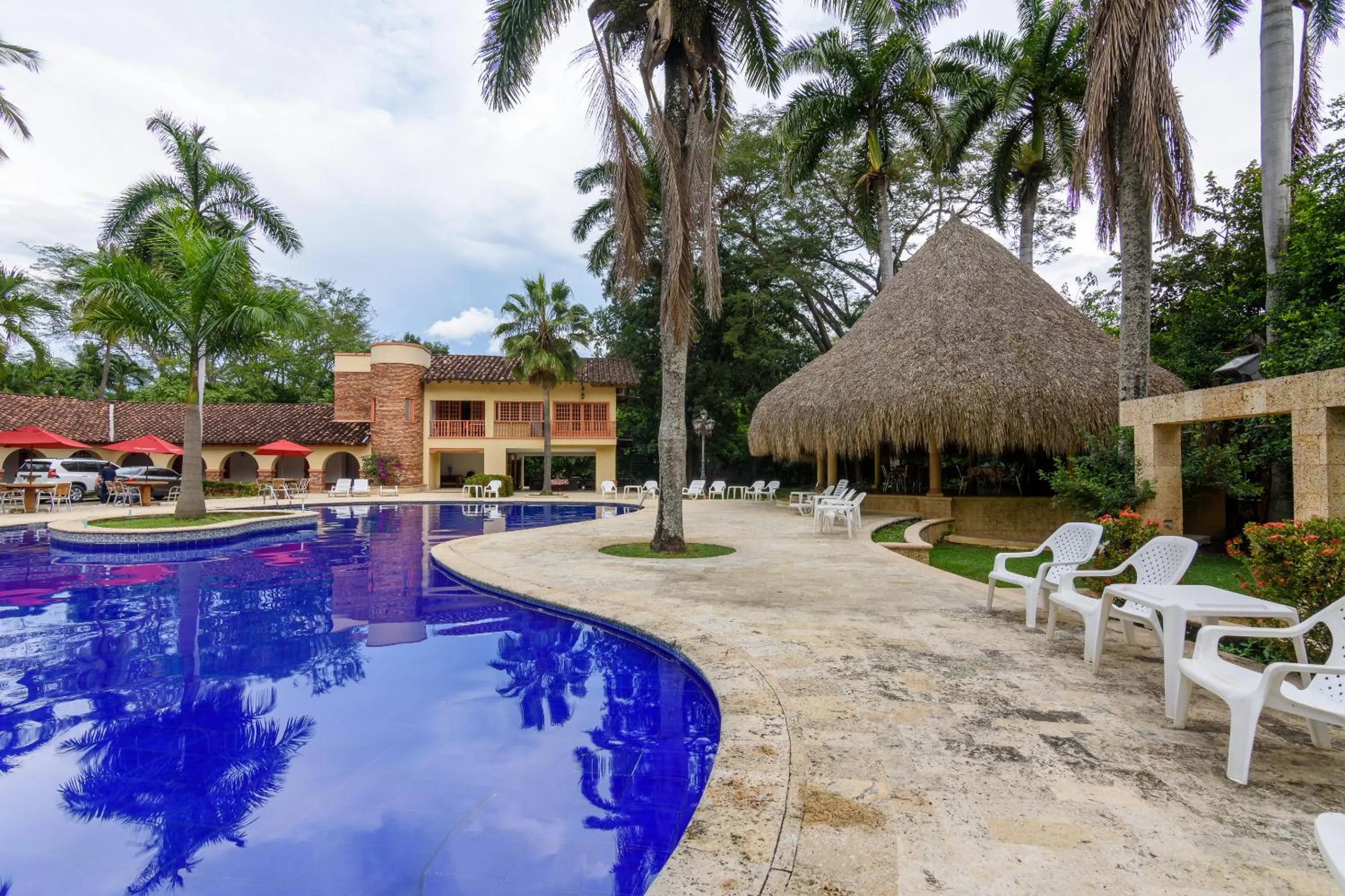 Swimming pool in Finca Hotel Guadalupe