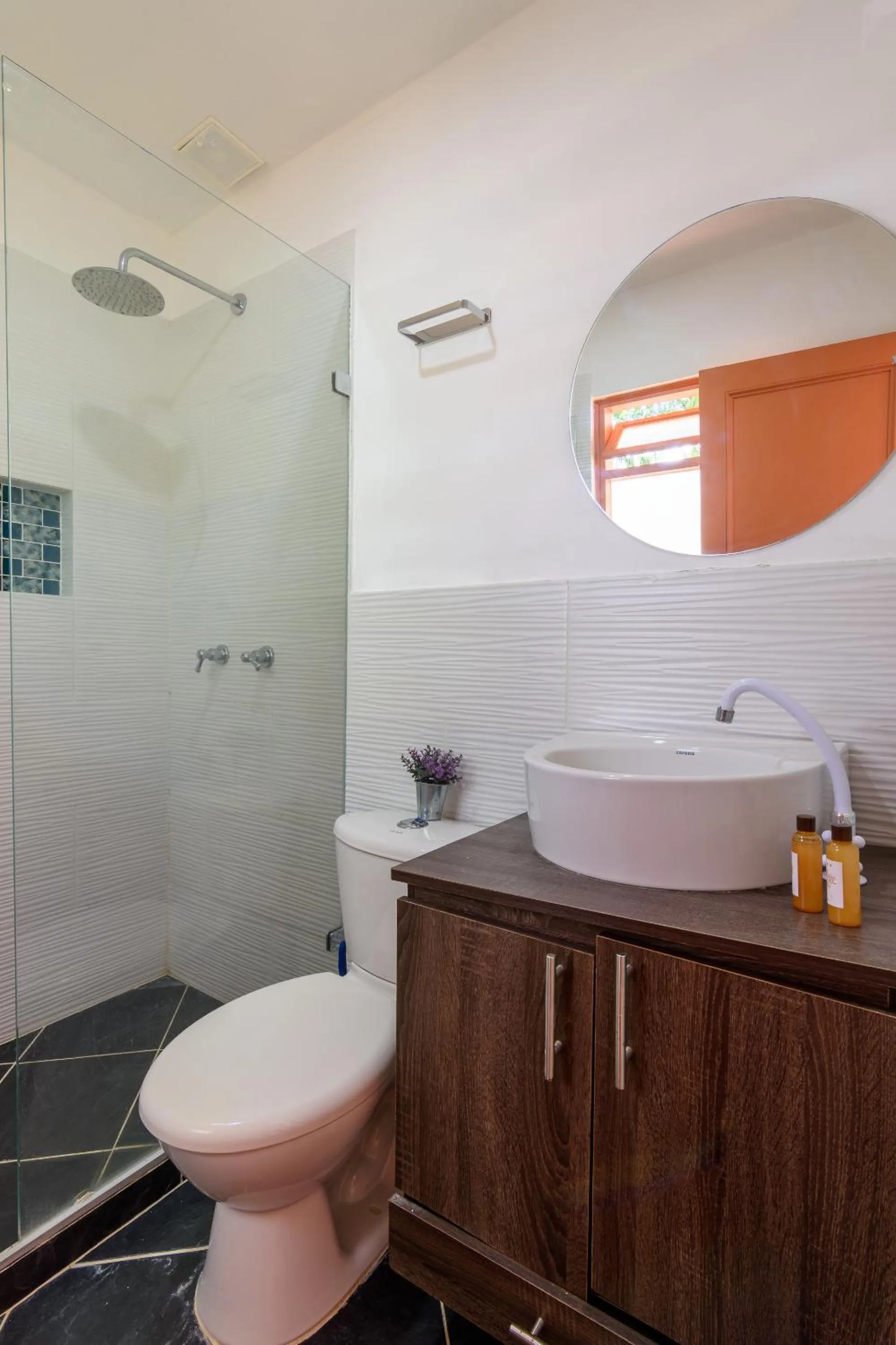 Shower in Finca Hotel Guadalupe