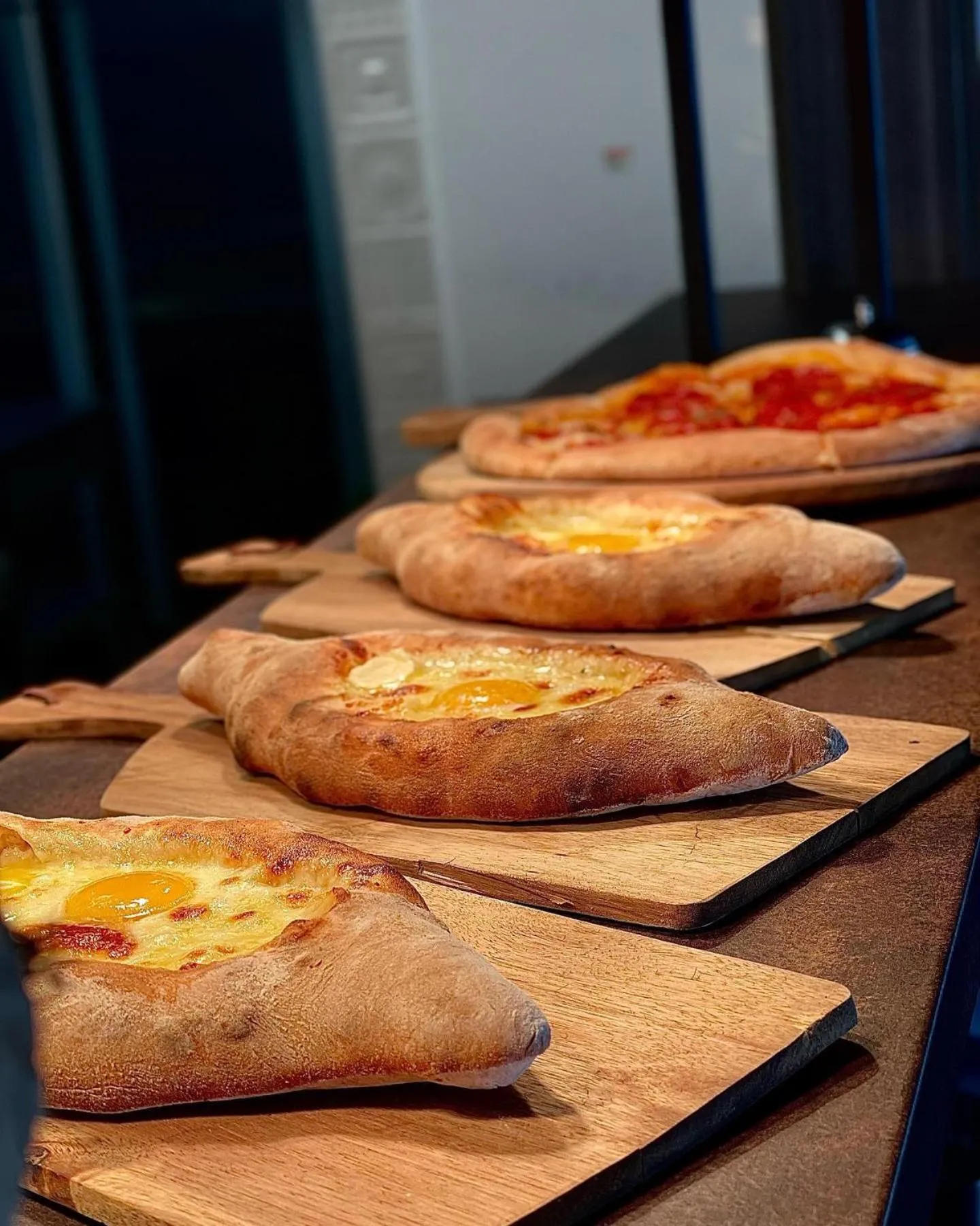 Restaurant/places to eat in Skio