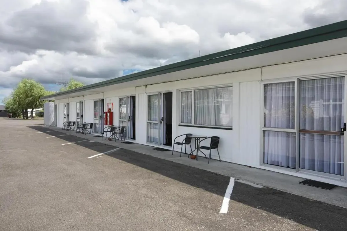 Property building in Brooklyne Motel Sanson