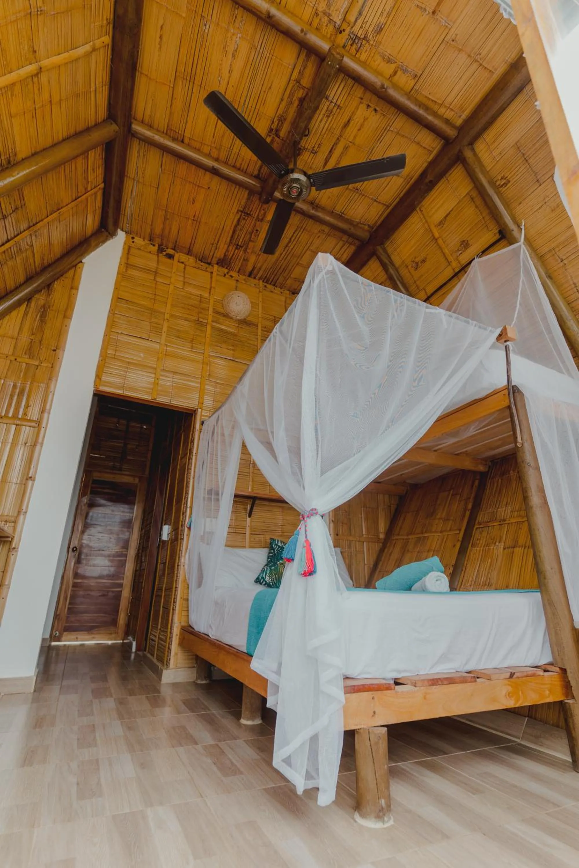 Bed in UUTTAAKA Eco-Hotel