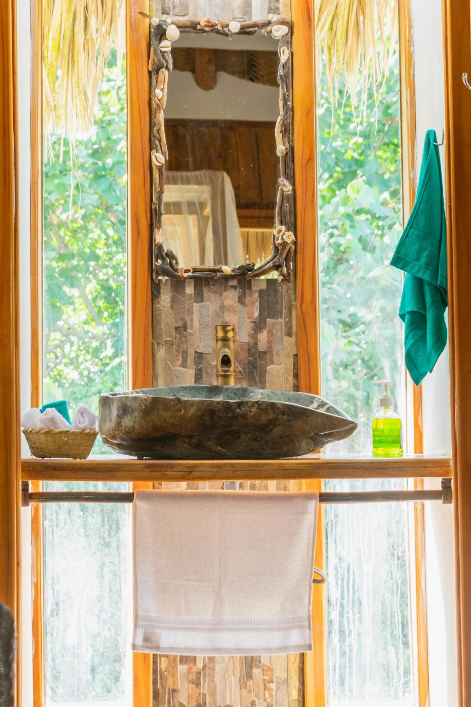 Bathroom in UUTTAAKA Eco-Hotel