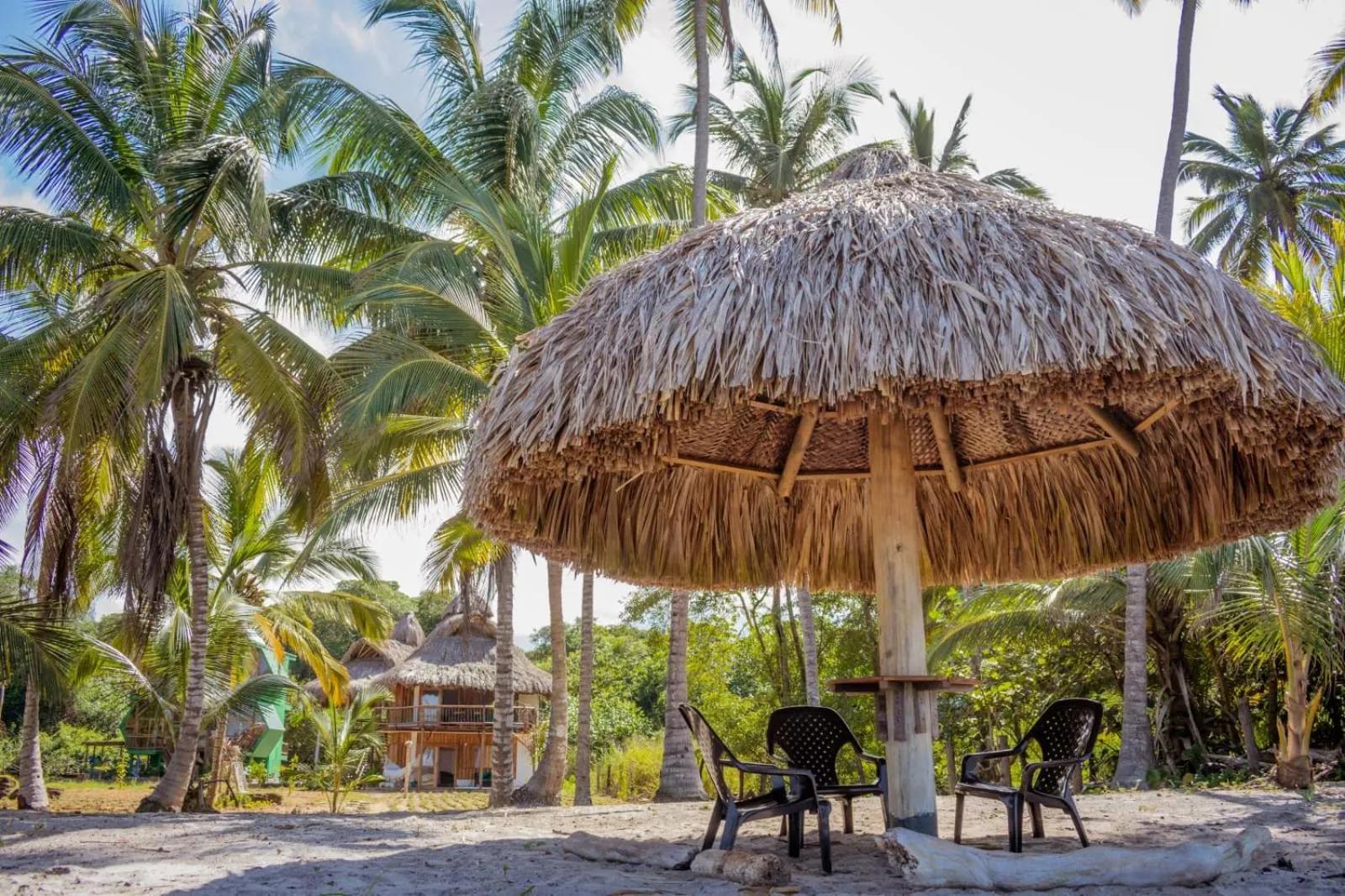 Day in UUTTAAKA Eco-Hotel