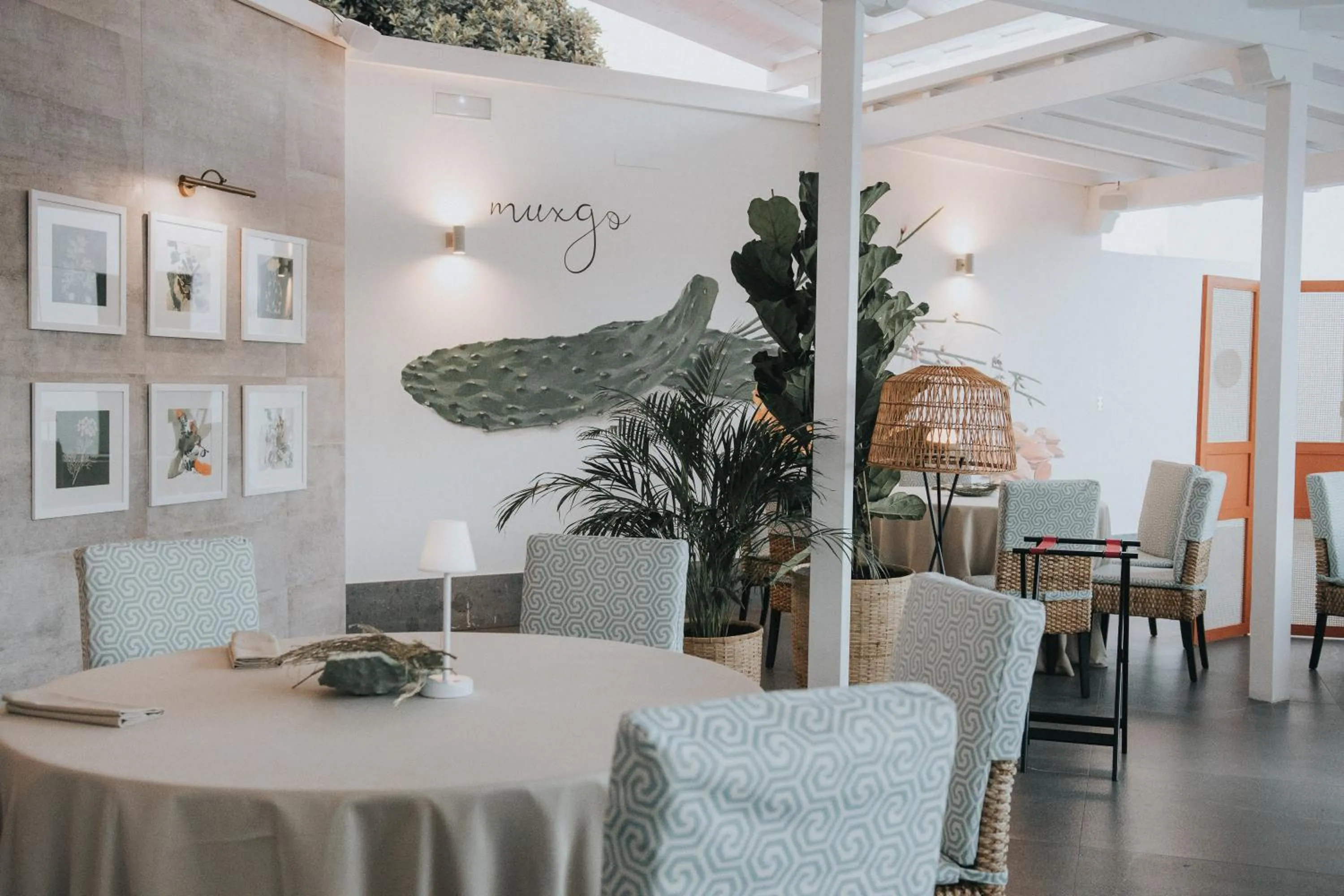 Restaurant/places to eat in Santa Catalina, a Royal Hideaway Hotel