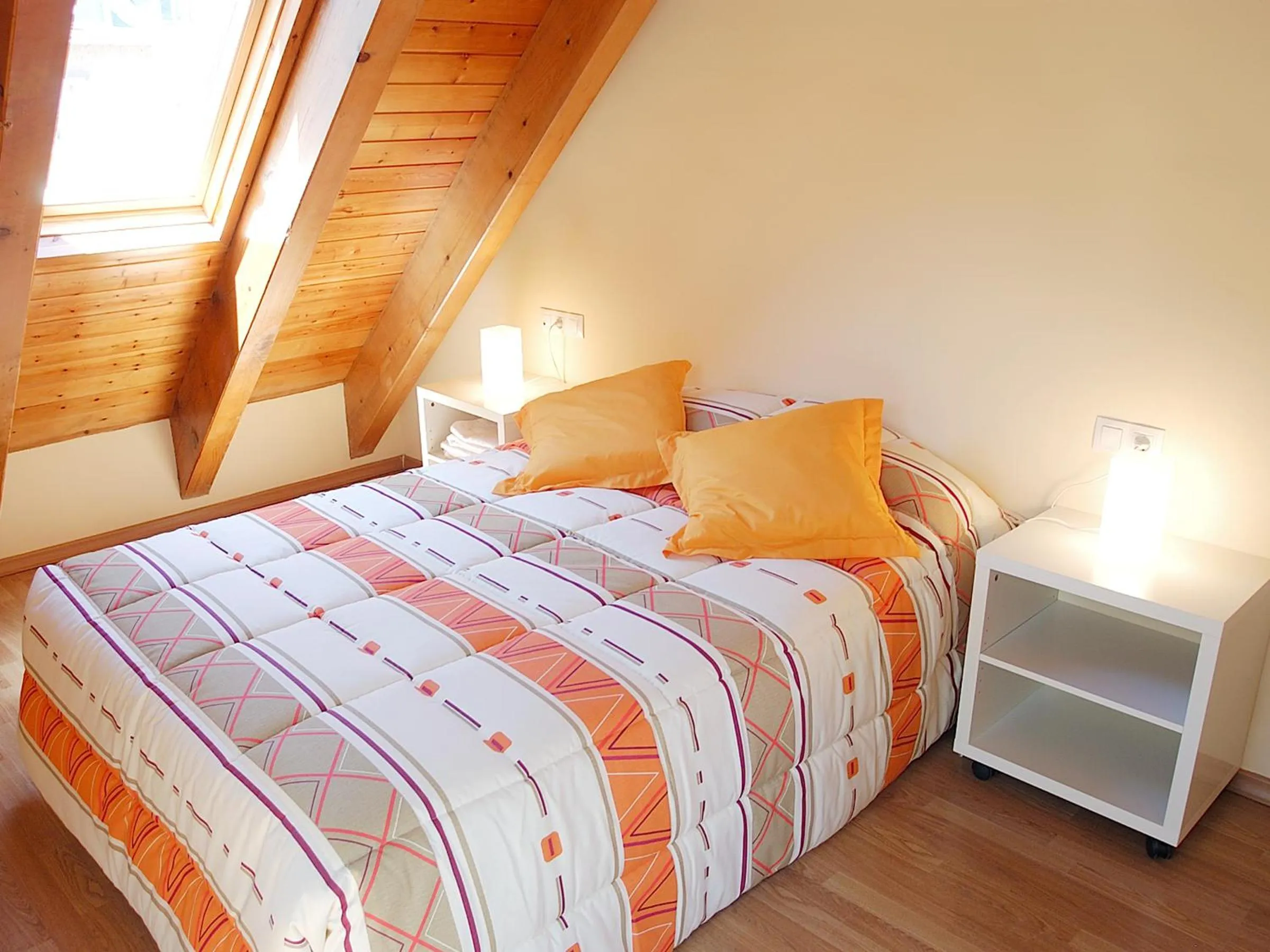 Bed in Aparthotel Nou Vielha