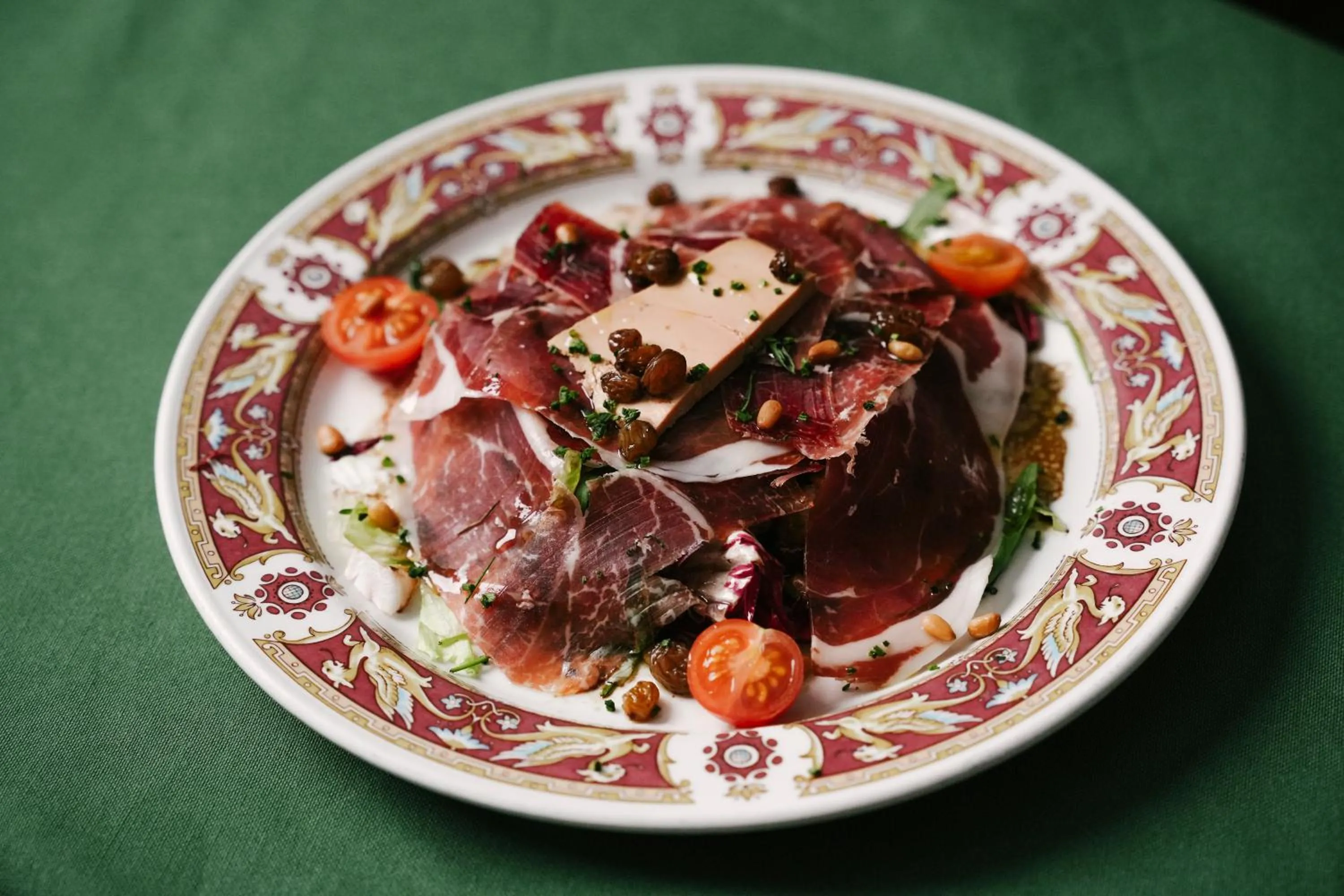 Restaurant/places to eat in Gran Hotel Victoria