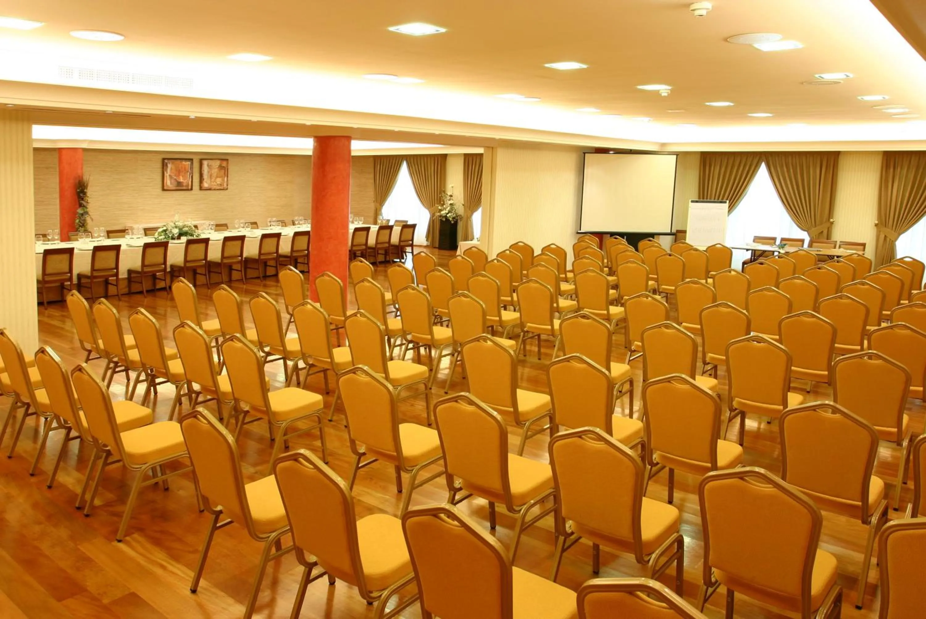 Meeting/conference room in Sercotel Guadiana