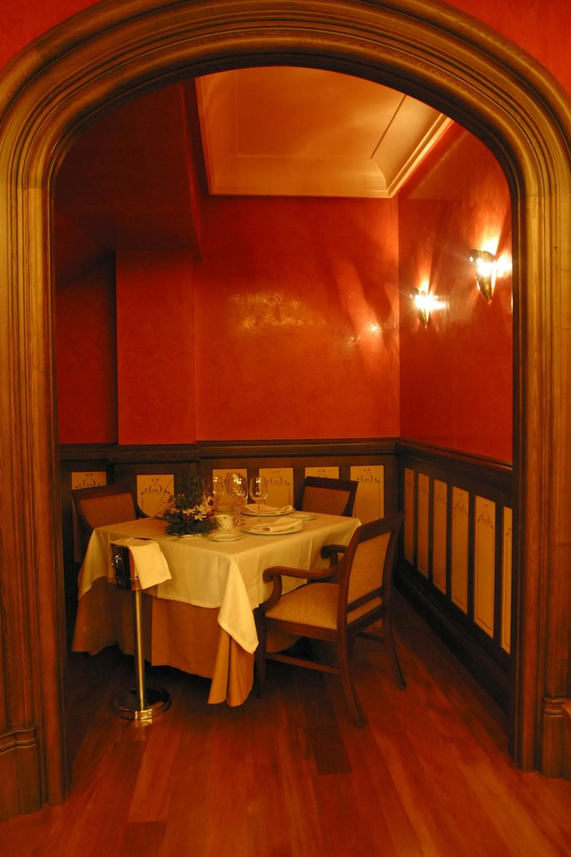 Restaurant/places to eat in Sercotel Guadiana