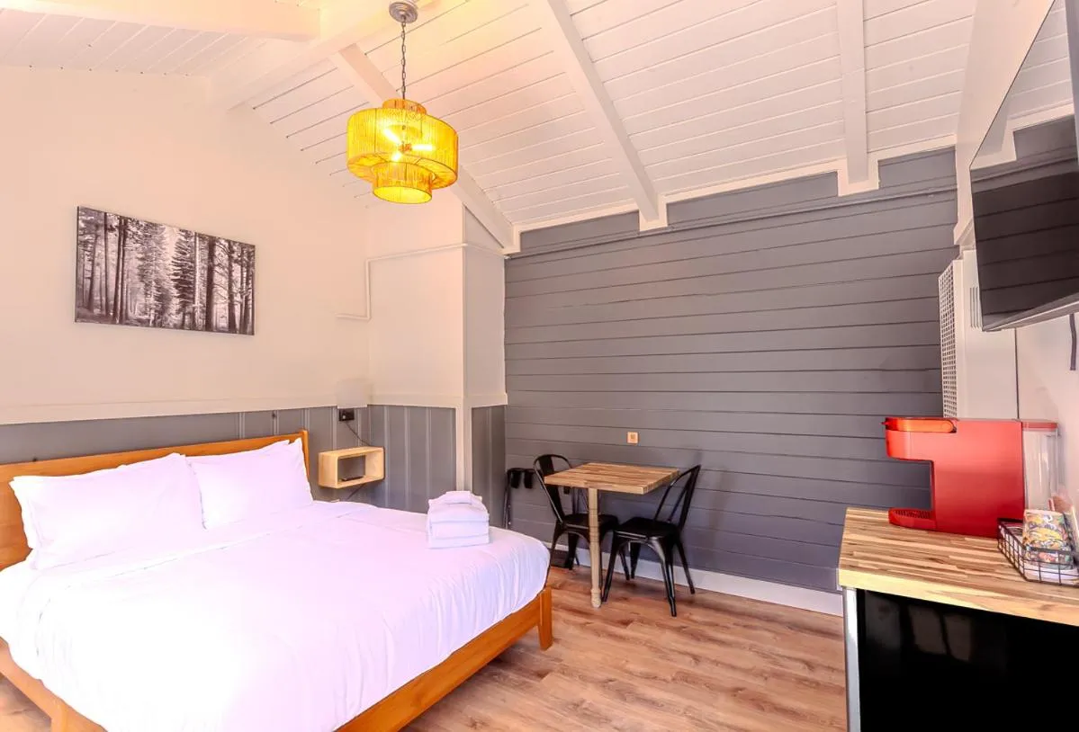 Bed in Tahoe Mountain Inn