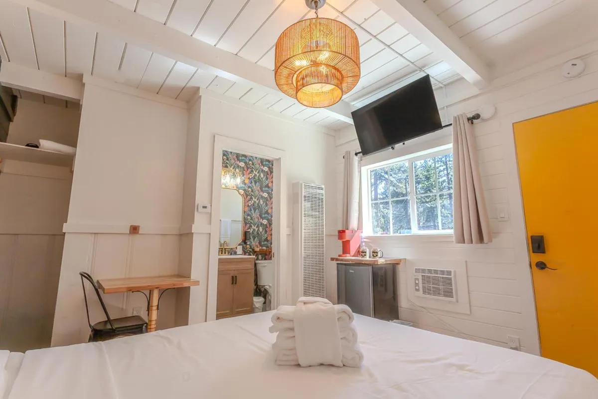 Bed in Tahoe Mountain Inn