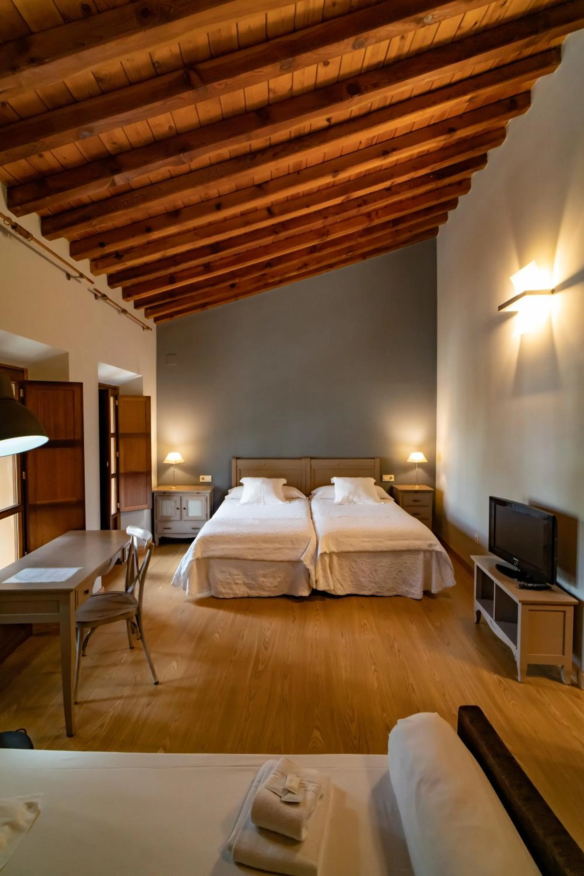 Bed in Hotel Alfonso IX