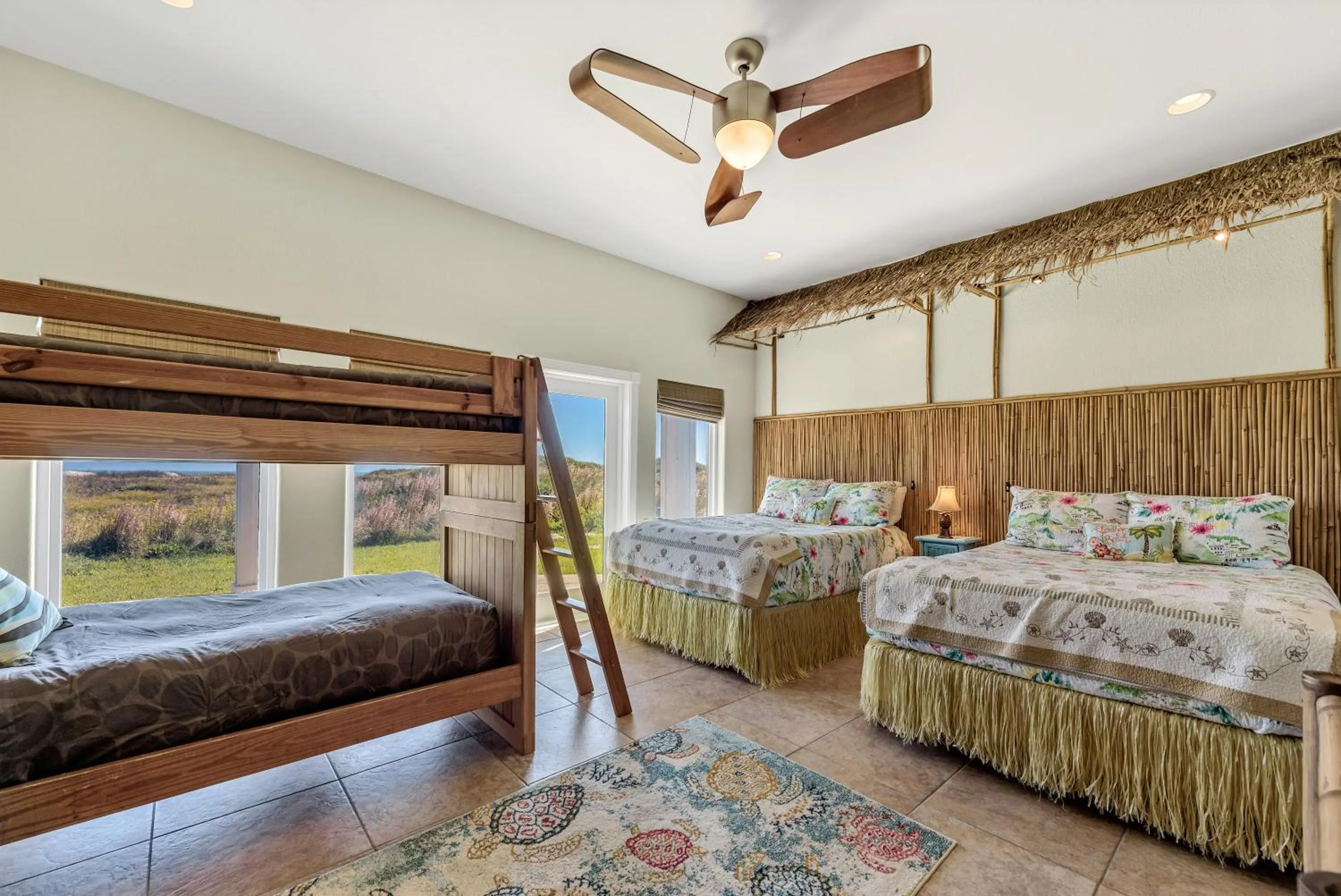 Property building, Bed in Itll Do With an Amazing View