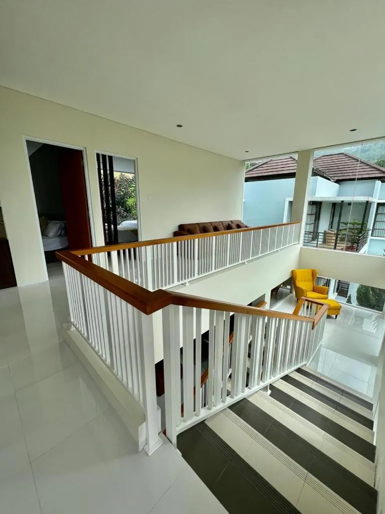 Platinum Yellow Bandung Villa 24 Pax Private Pool