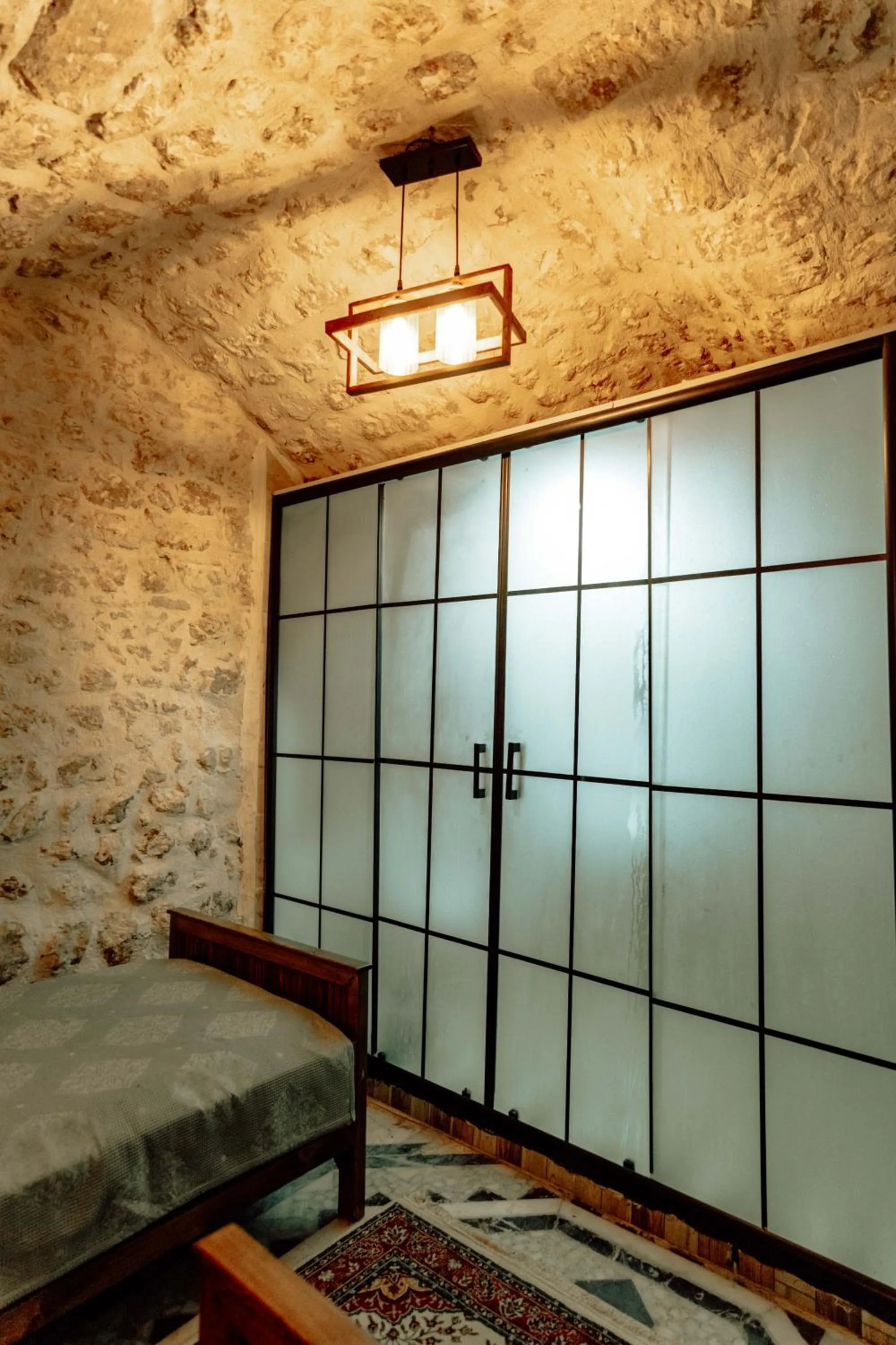 Bathroom, Bed in Sarmaşık Otel