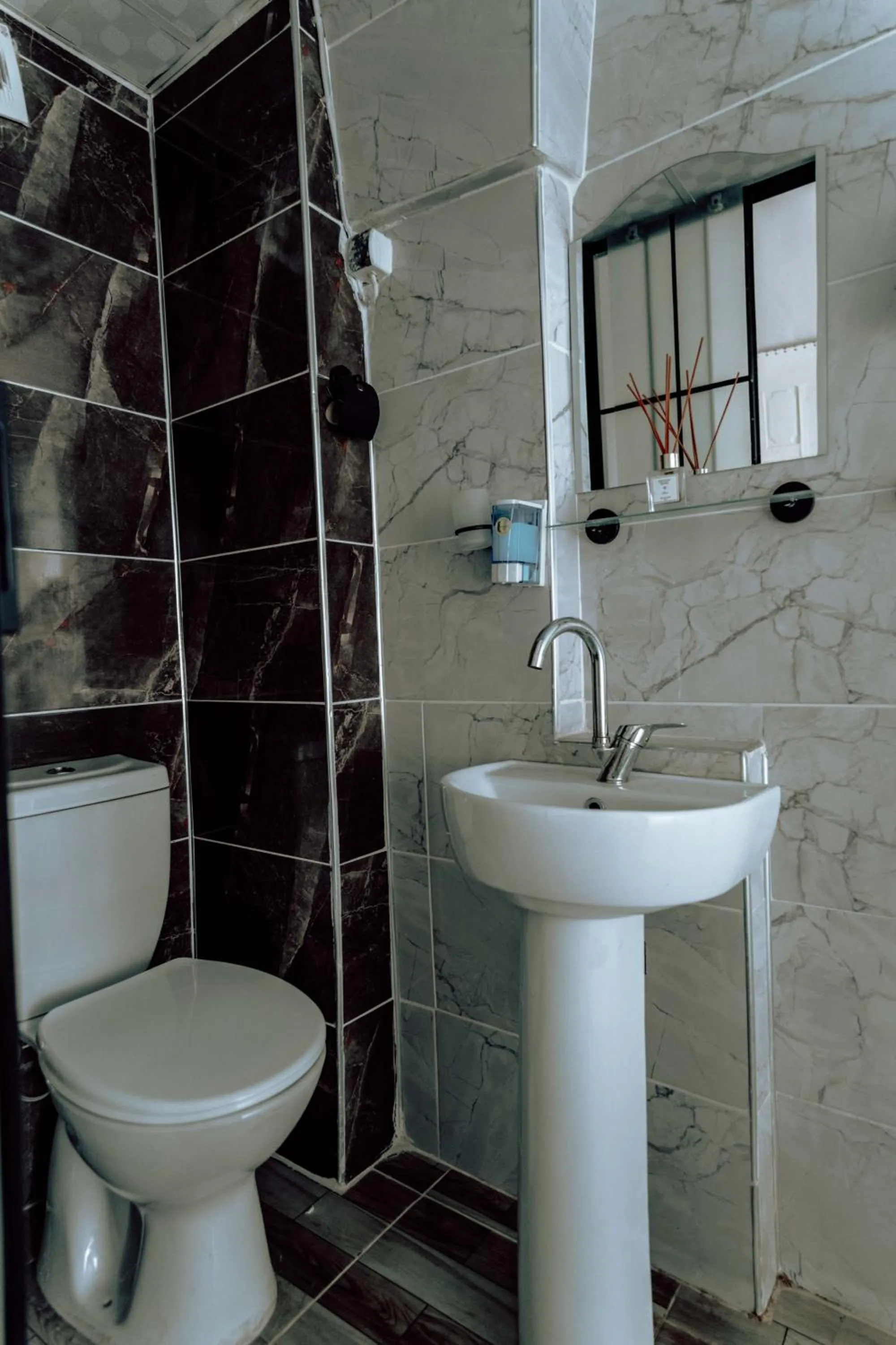 Bathroom in Sarmaşık Otel