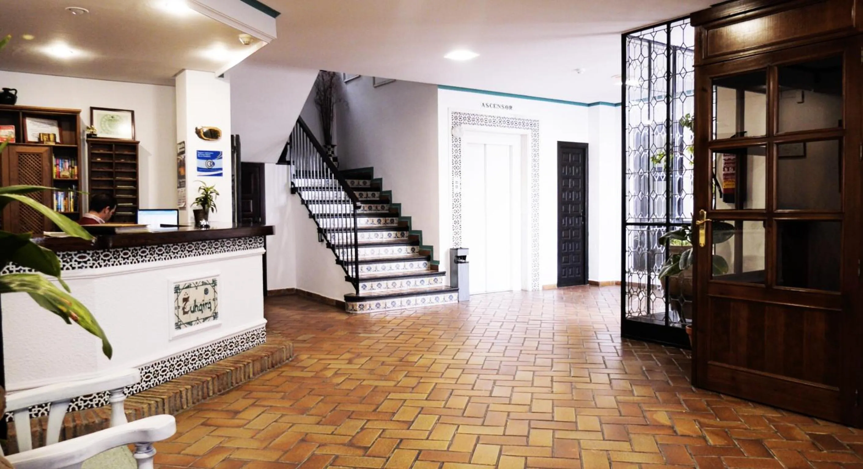 Area and facilities in Hotel Zuhayra