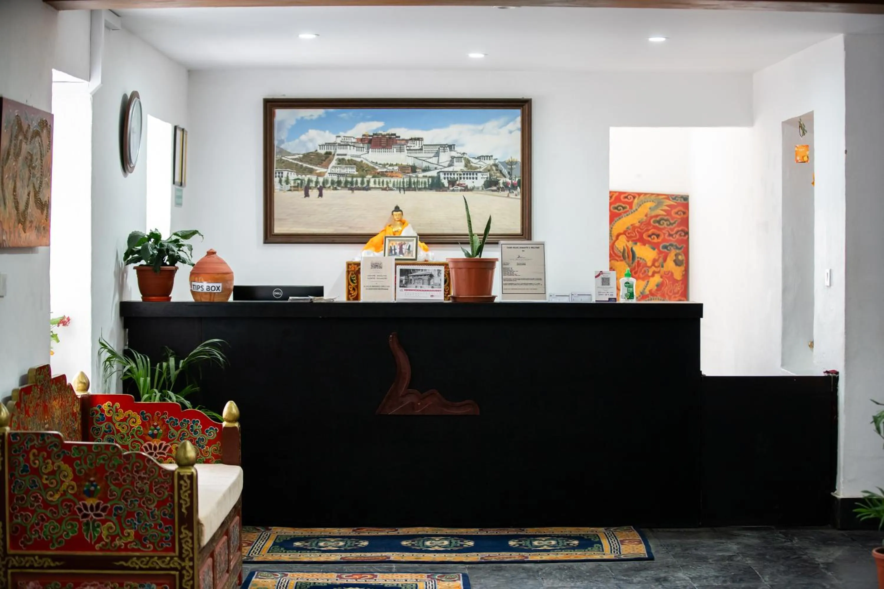 Lobby or reception in Lo Mustang Himalayan Resort