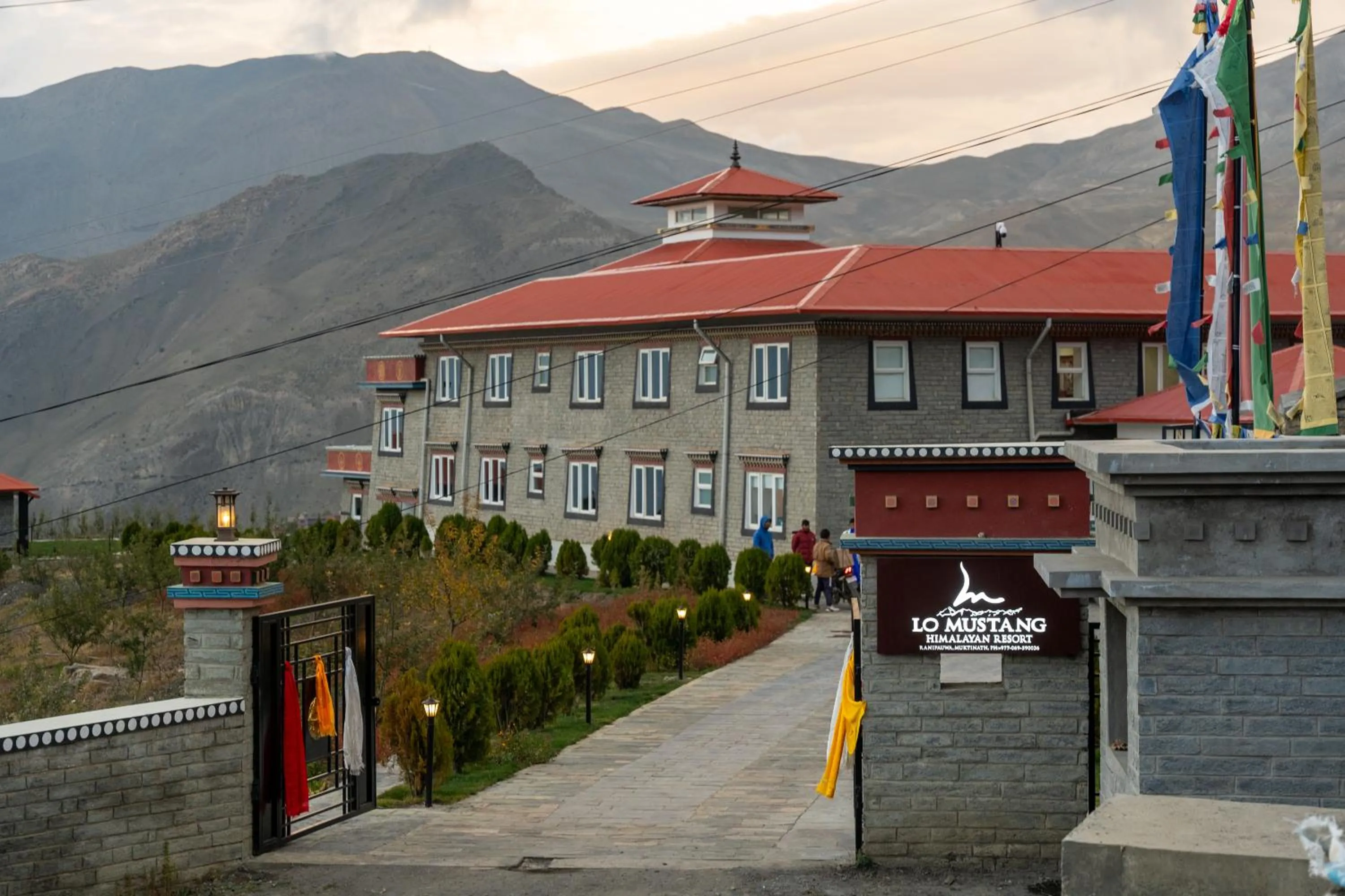 Property building in Lo Mustang Himalayan Resort