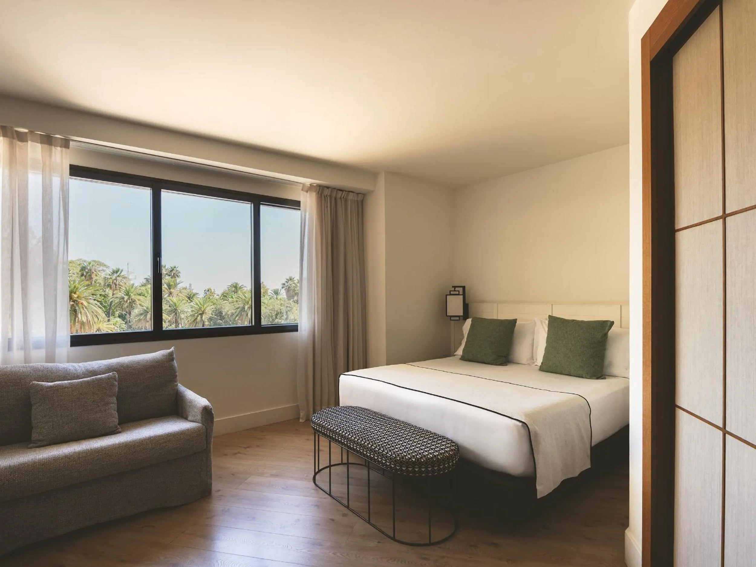 Bed in Catalonia Molina Lario