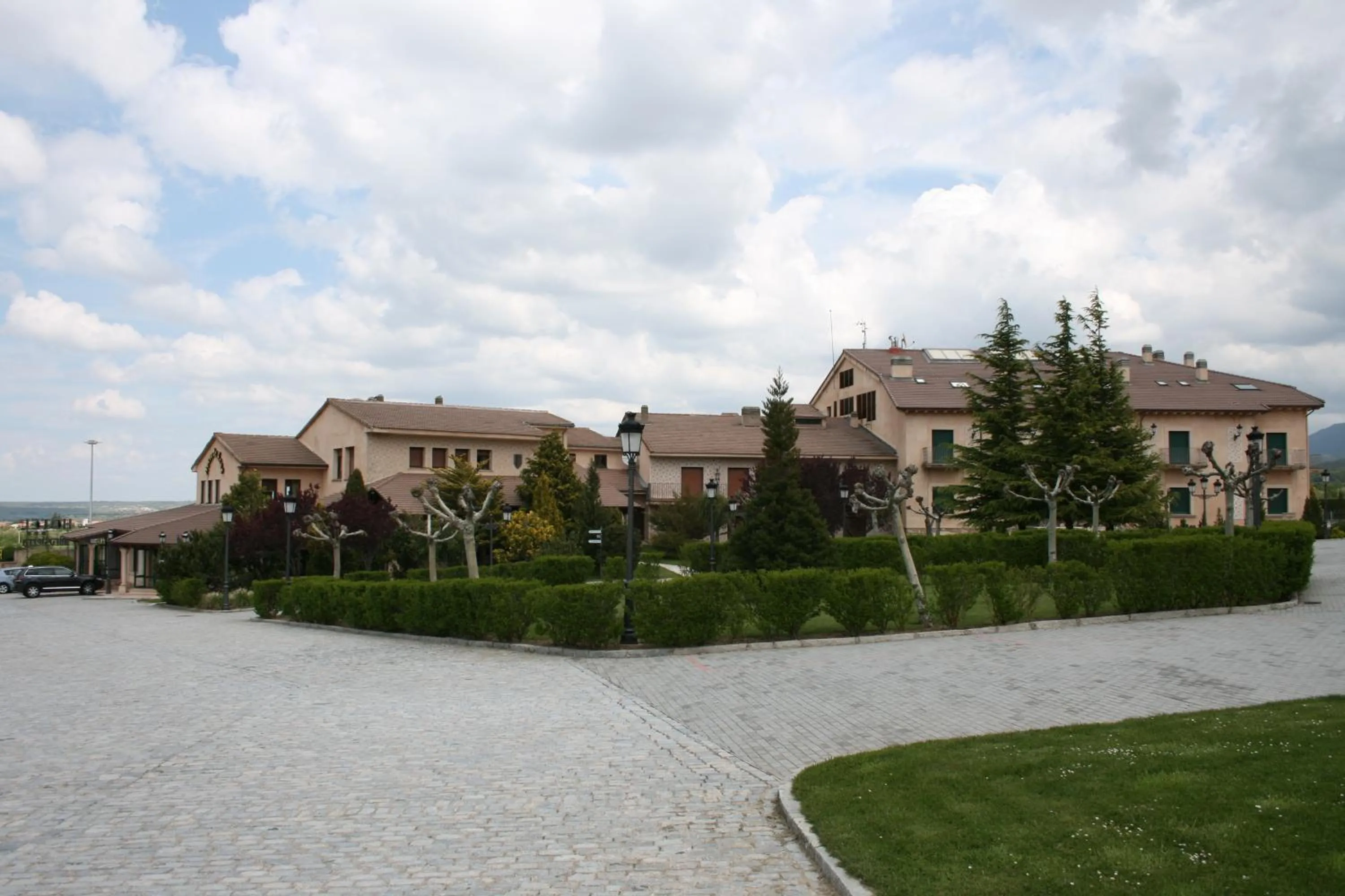 Property building in Mirasierra