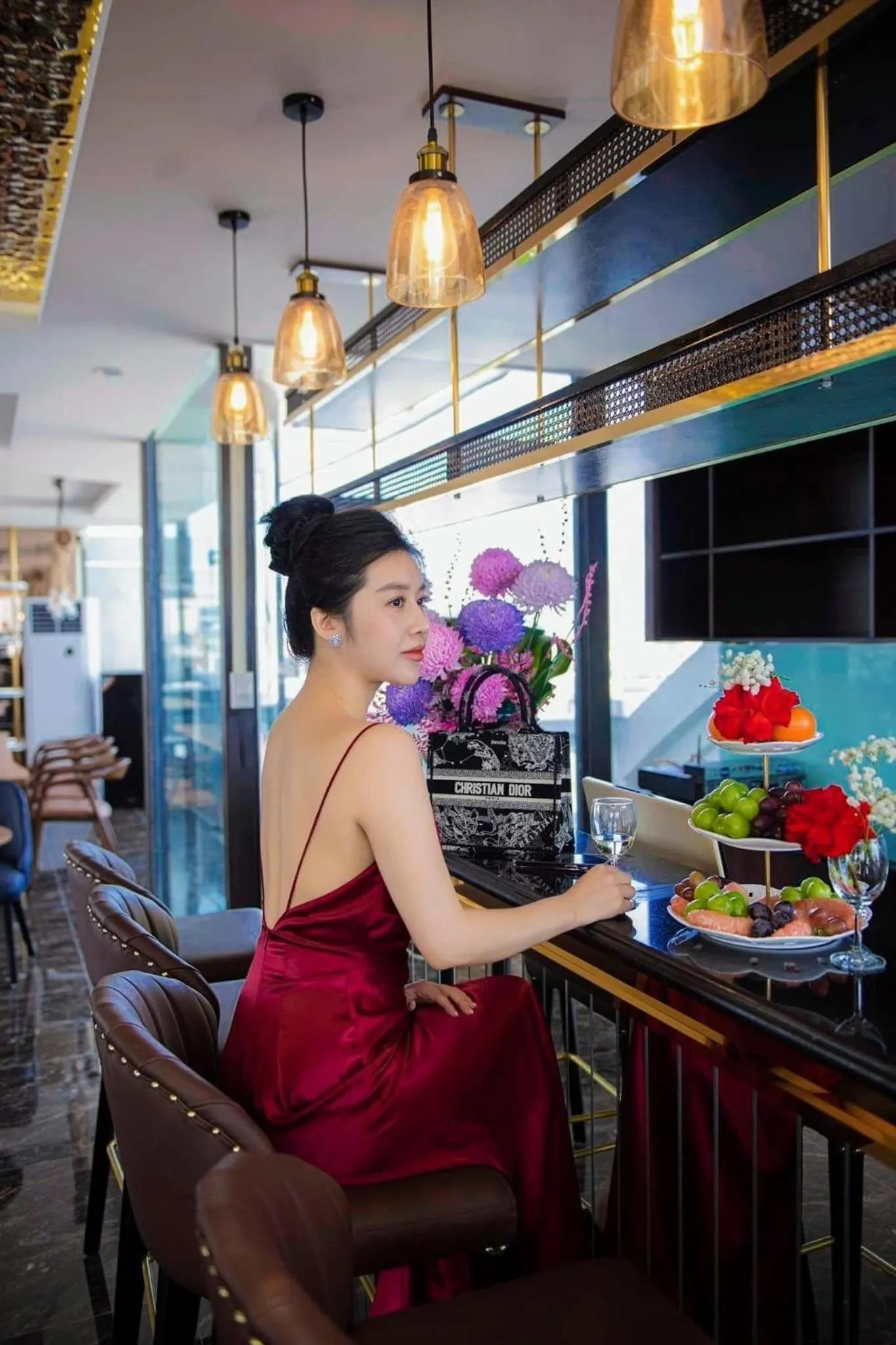 Lounge or bar in Golden Sea HaLong Hotel