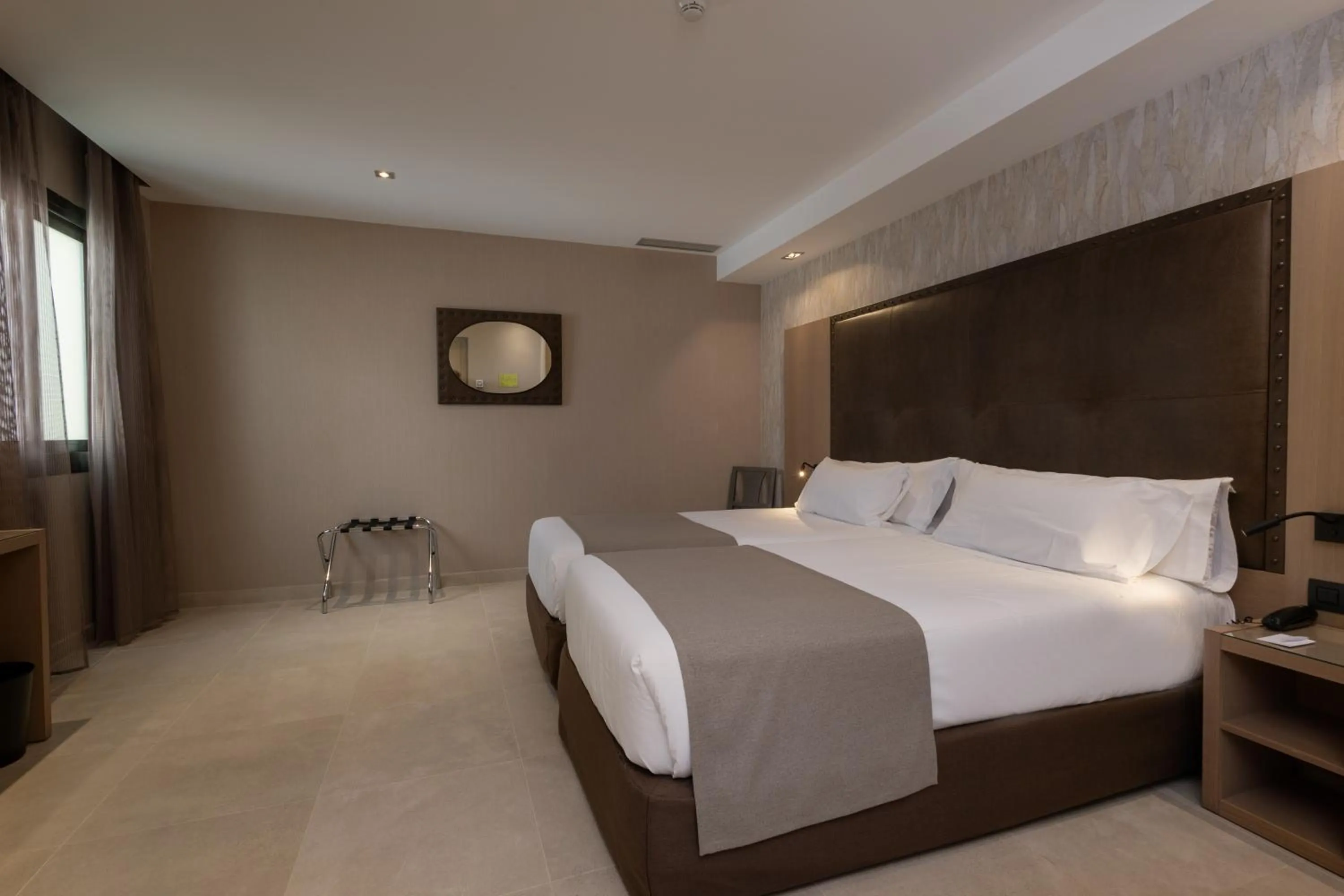 Bedroom, Bed in Gran Hotel Barcino