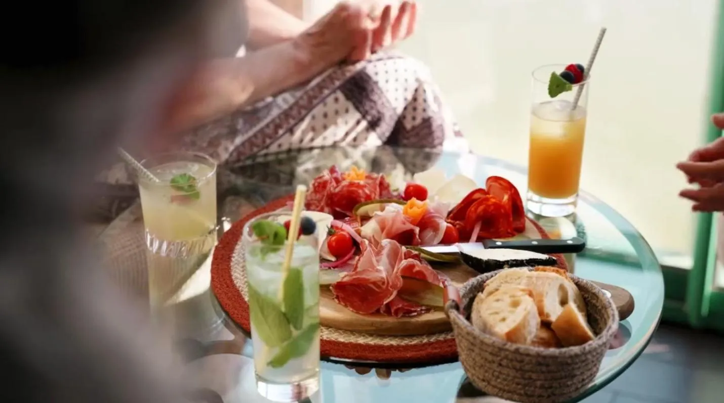 CÔTE GARONNE le BALCON DES DAMES -hôtel et restaurant- Tonneins Fauillet Marmande - vue panoramique bord de Garonne chambres climatisées