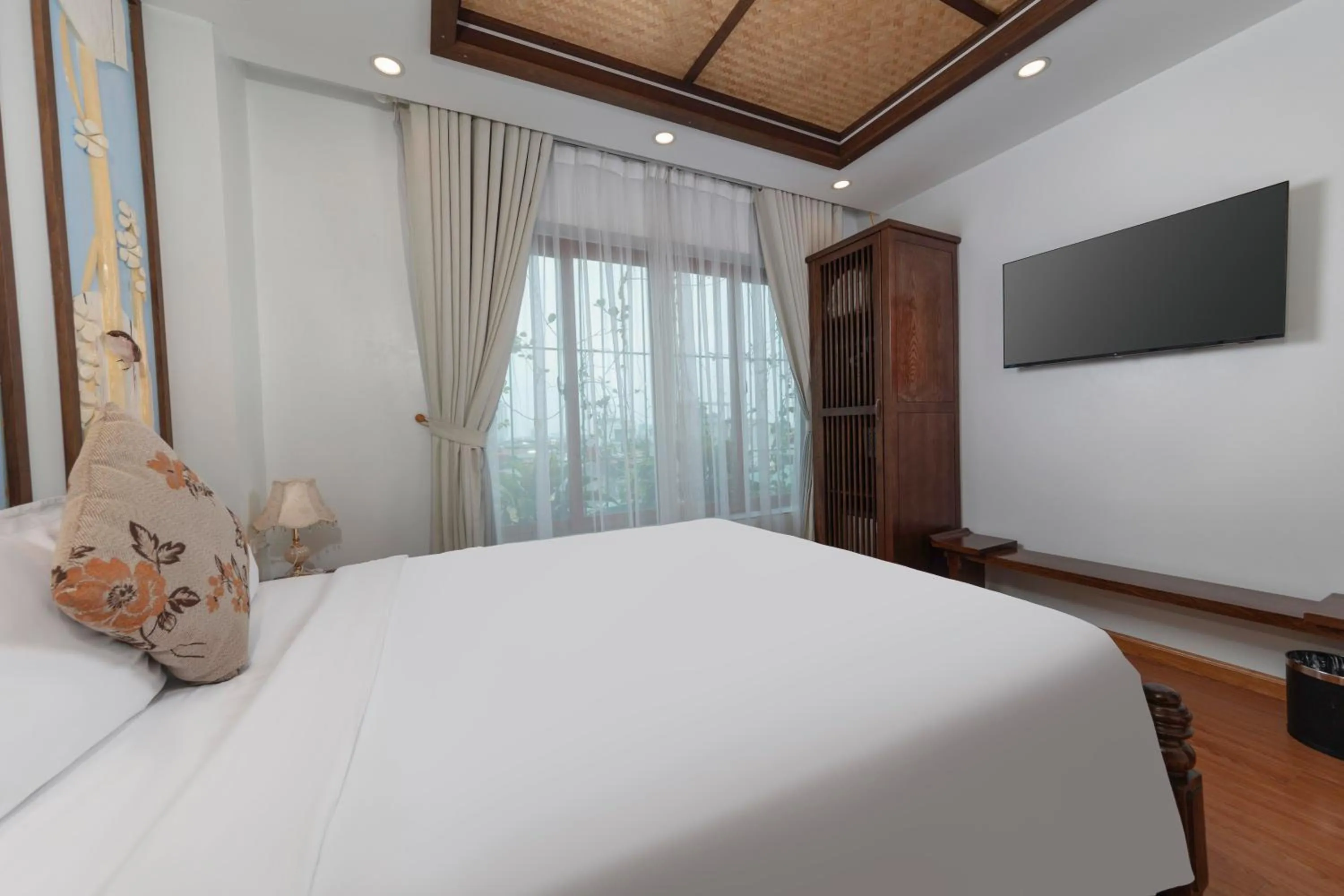 Bed in Veshia Hotel & Spa