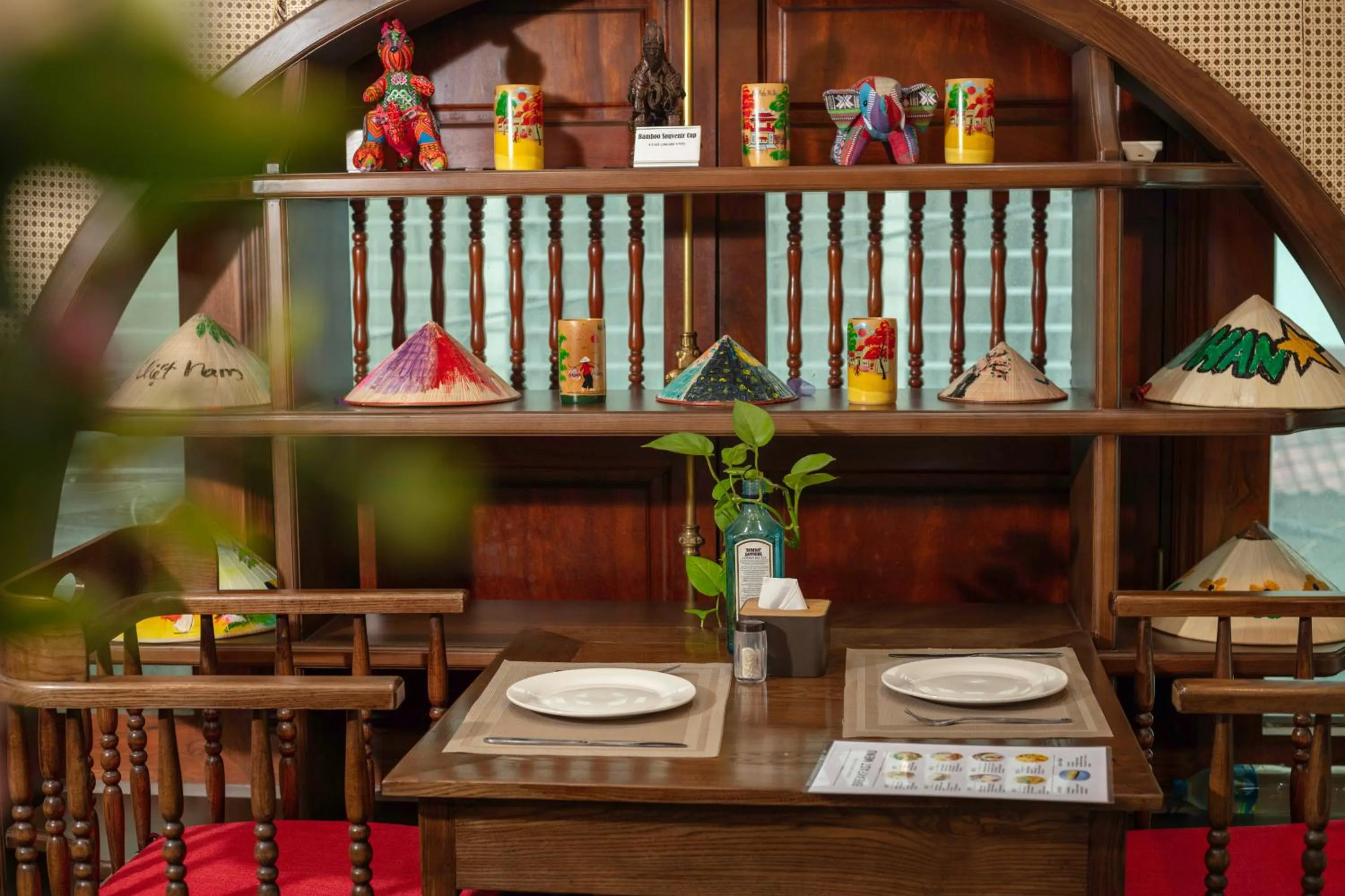 Restaurant/places to eat in Veshia Hotel & Spa