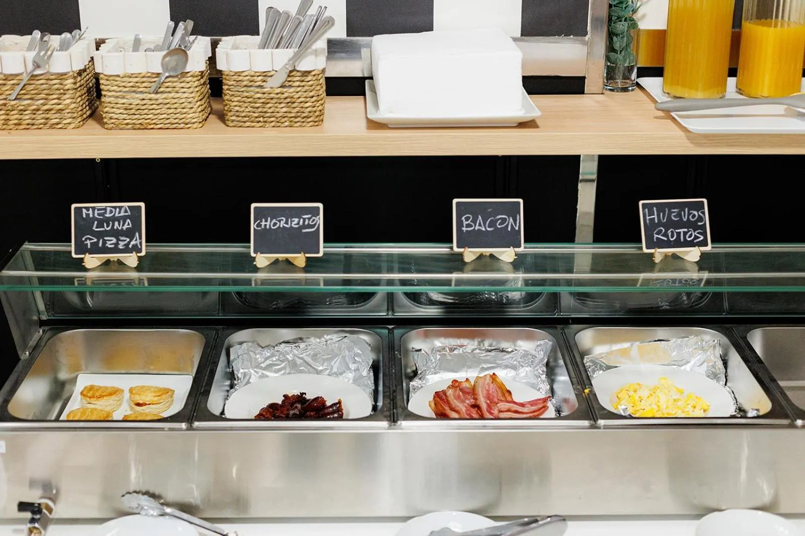 Buffet breakfast in Hotel Ciudad Cangas de Onis