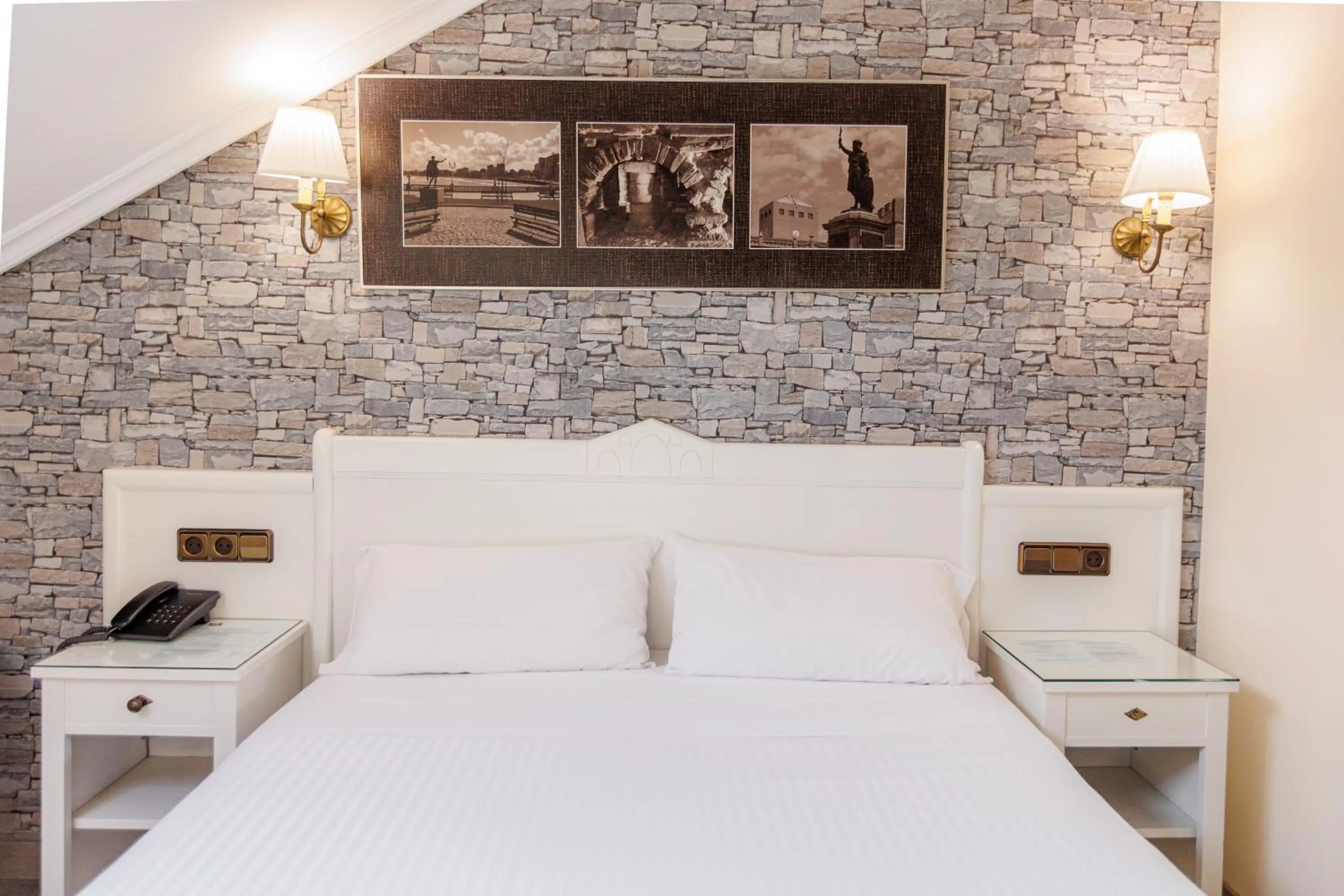 Bed in Hotel Ciudad Cangas de Onis