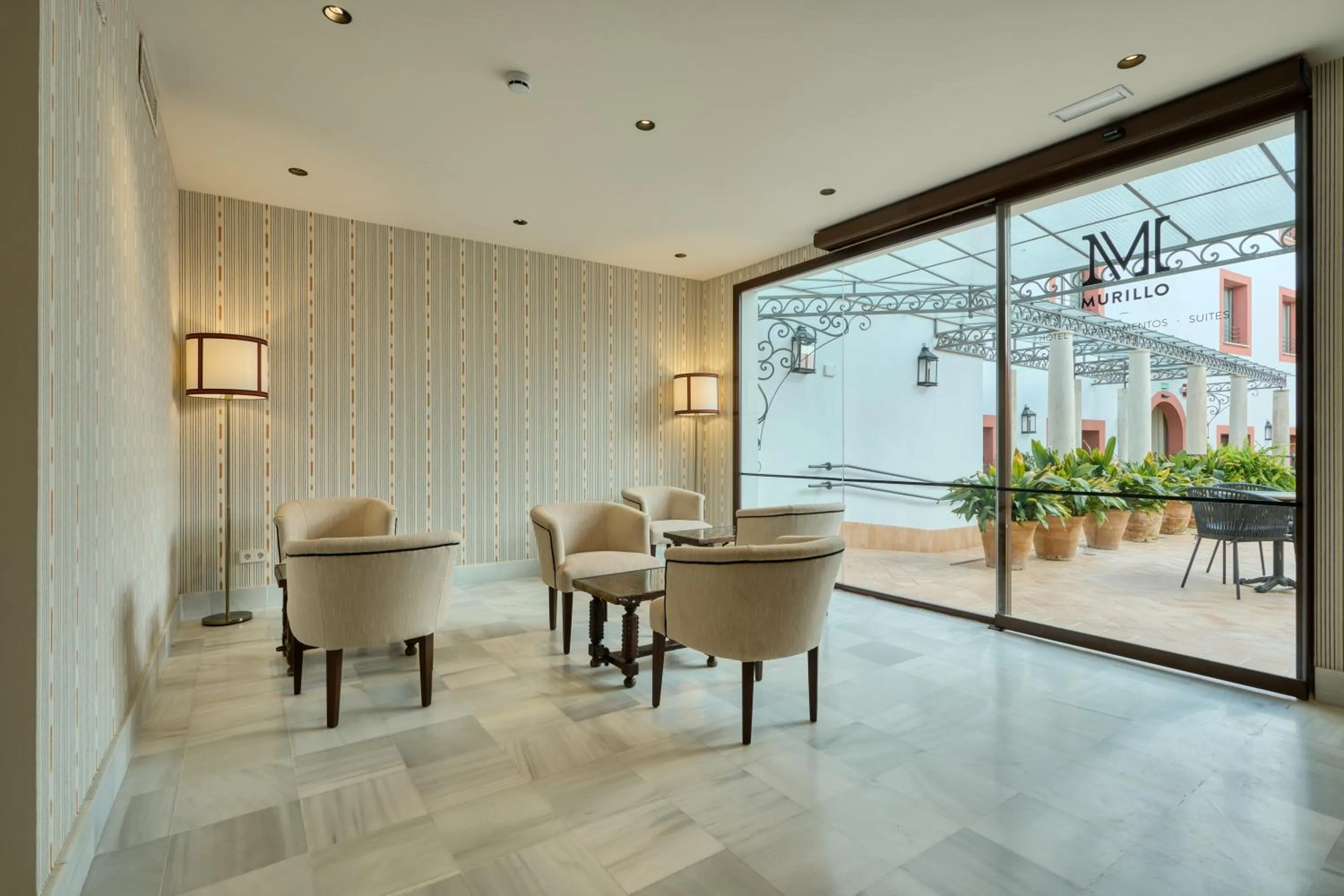 Property building in Hotel Murillo Reinoso