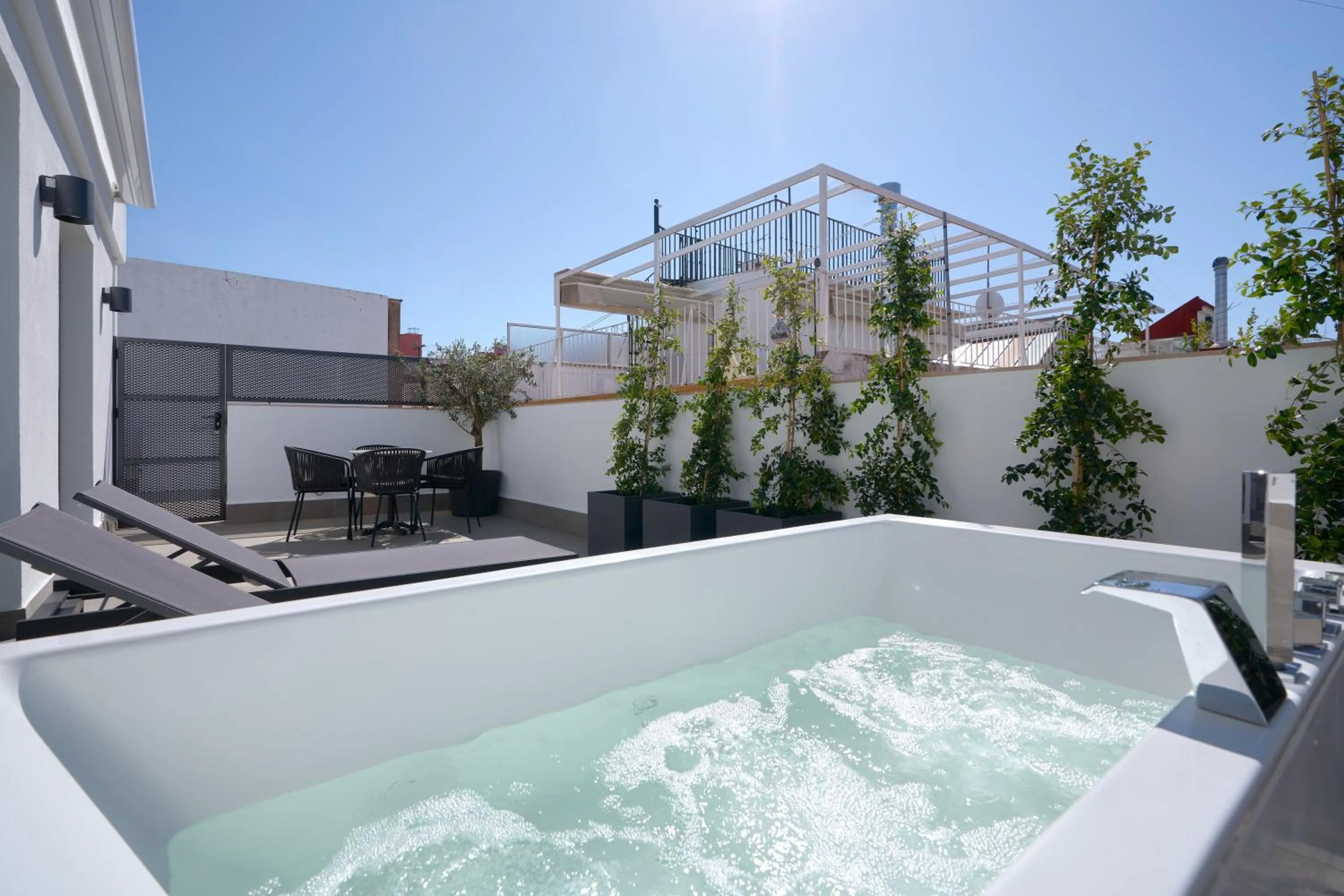 Hot Tub in Hotel Murillo Reinoso