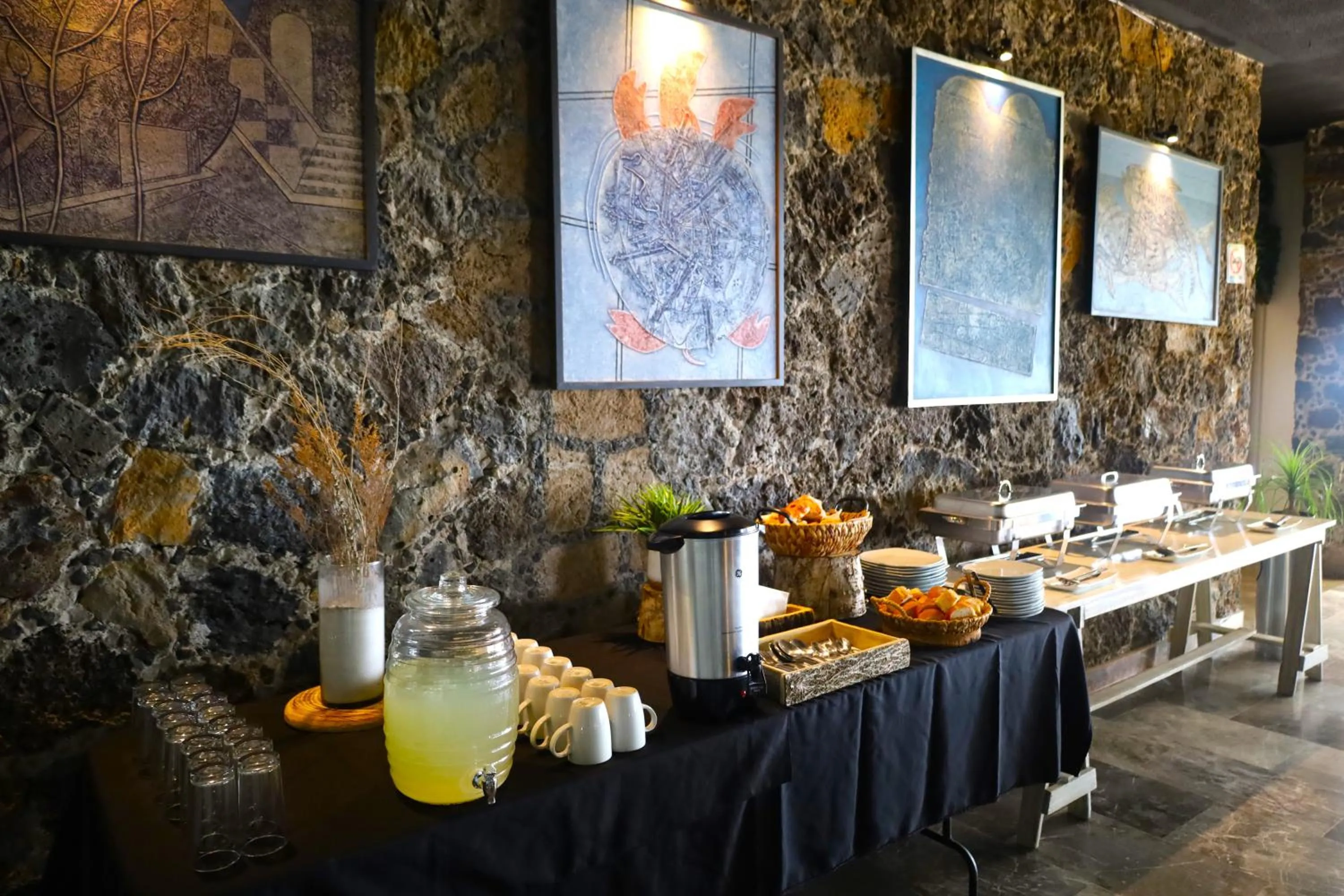 Buffet breakfast in Hotel Grand Vista Cuernavaca