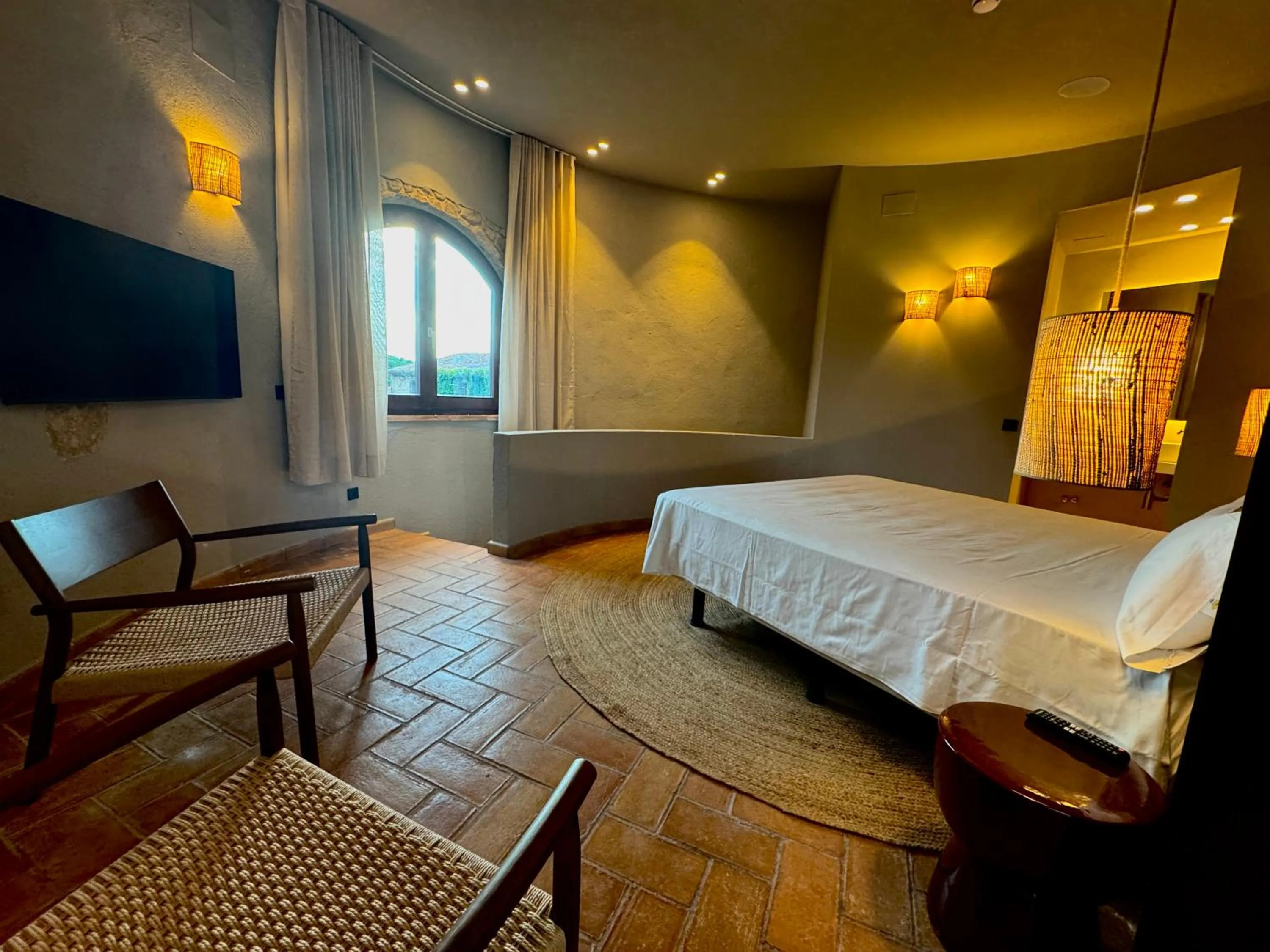 Photo of the whole room, Bed in Mas Salvi Country Boutique Hotel