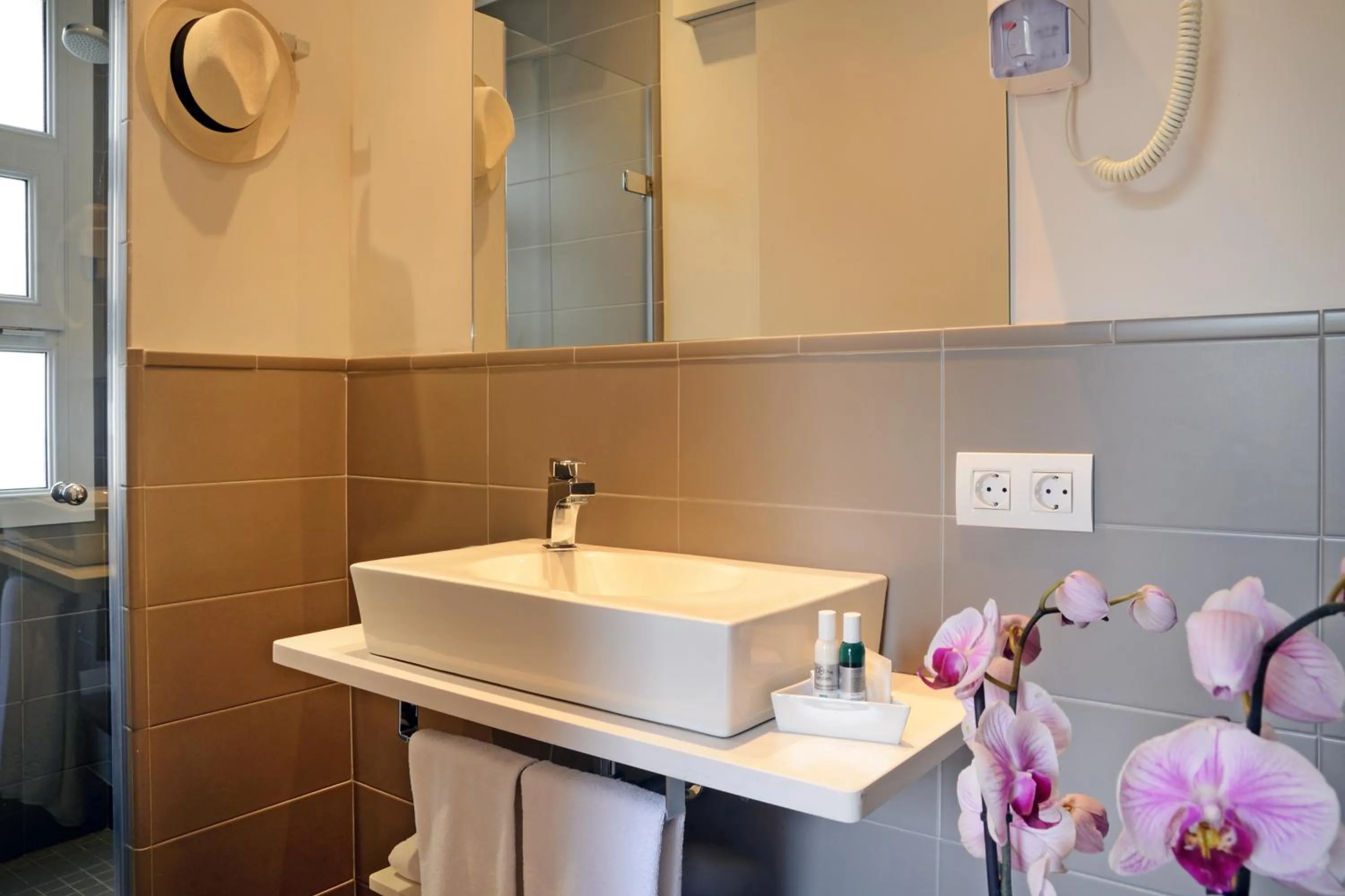 Bathroom in Hotel Sant Roc