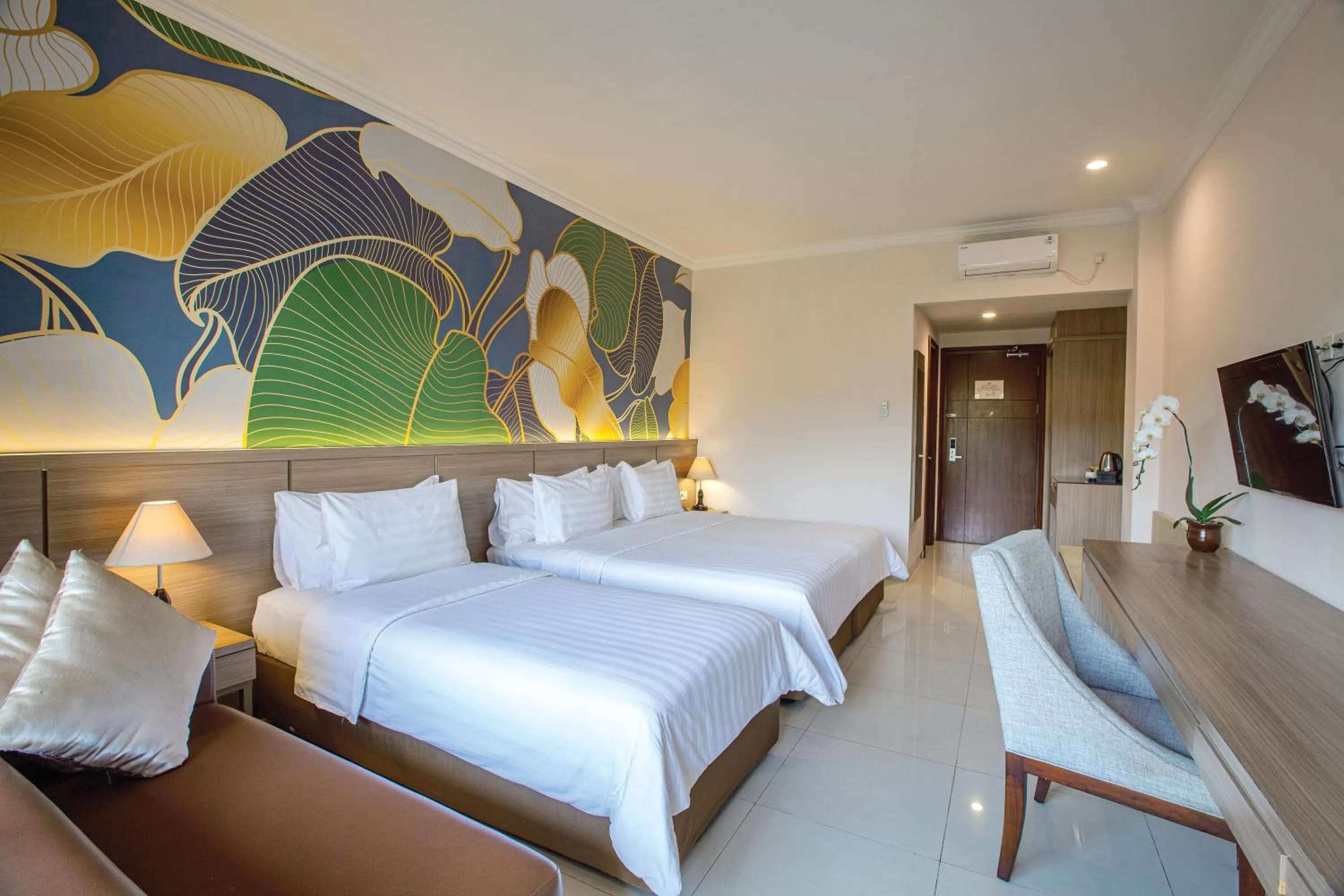 Bed in The Green Peak, ARTOTEL Curated