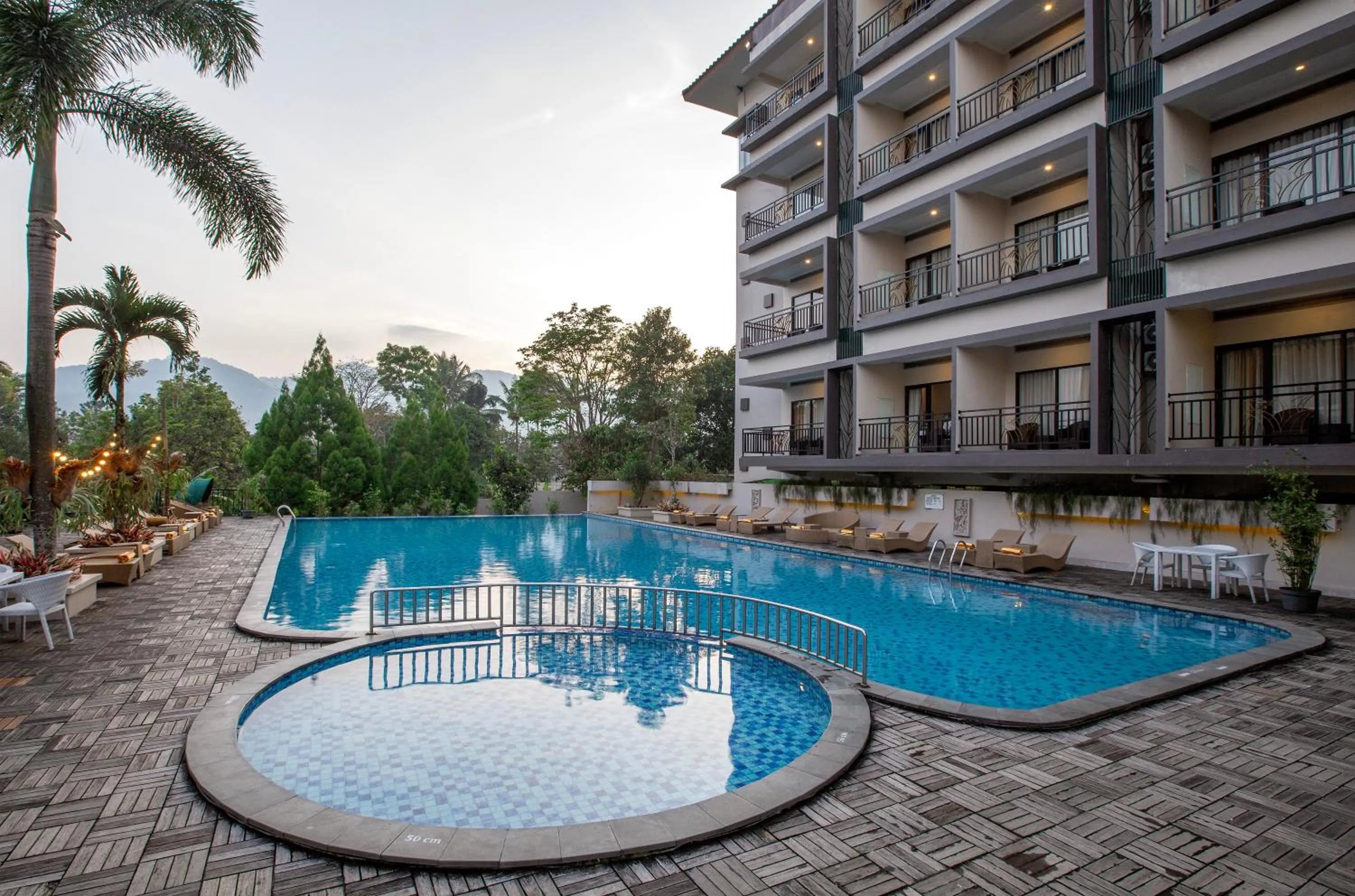 Pool view in The Green Peak, ARTOTEL Curated