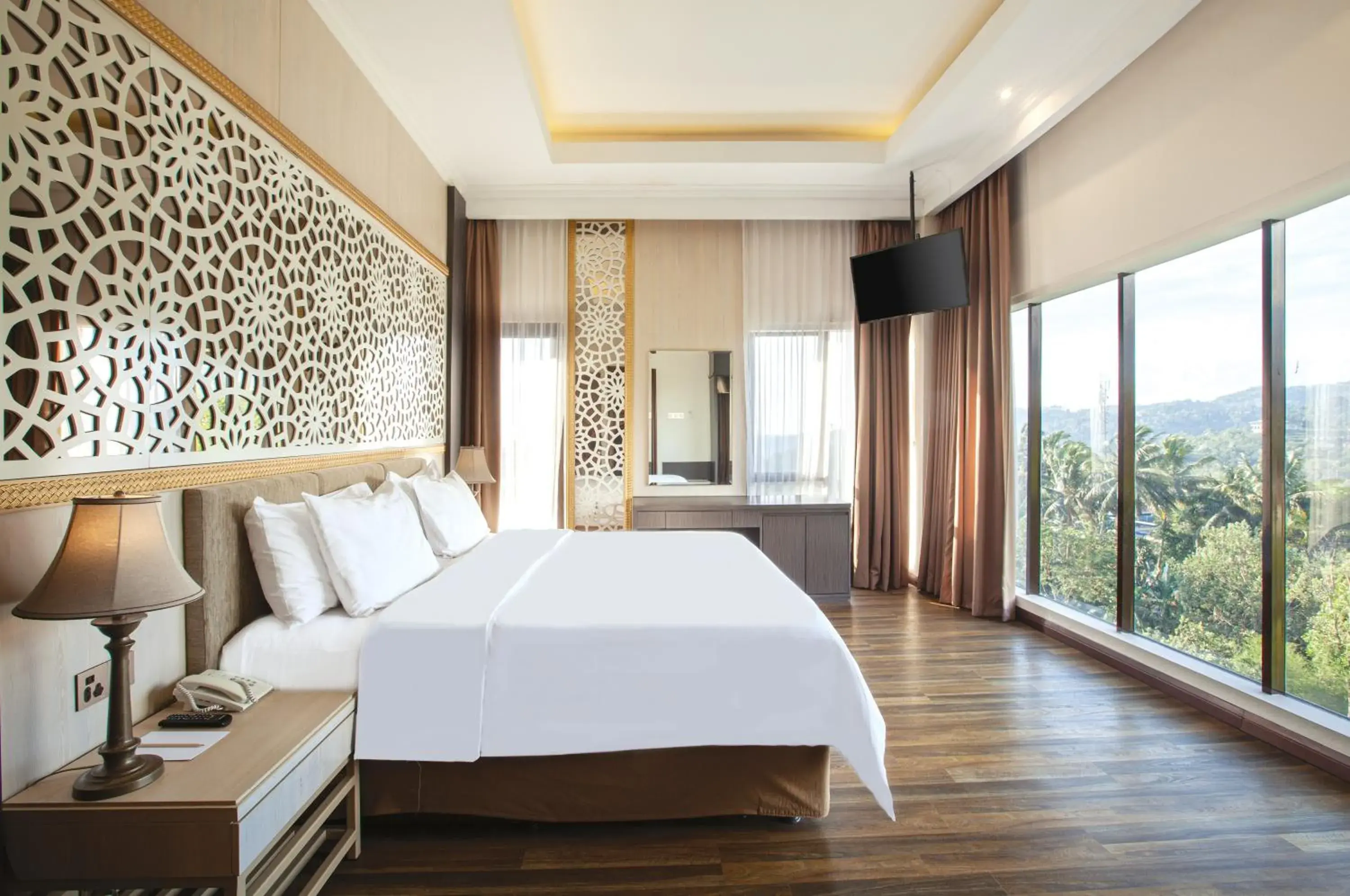 Suite in The Green Peak, ARTOTEL Curated Suite in The Green Peak, ARTOTEL Curated