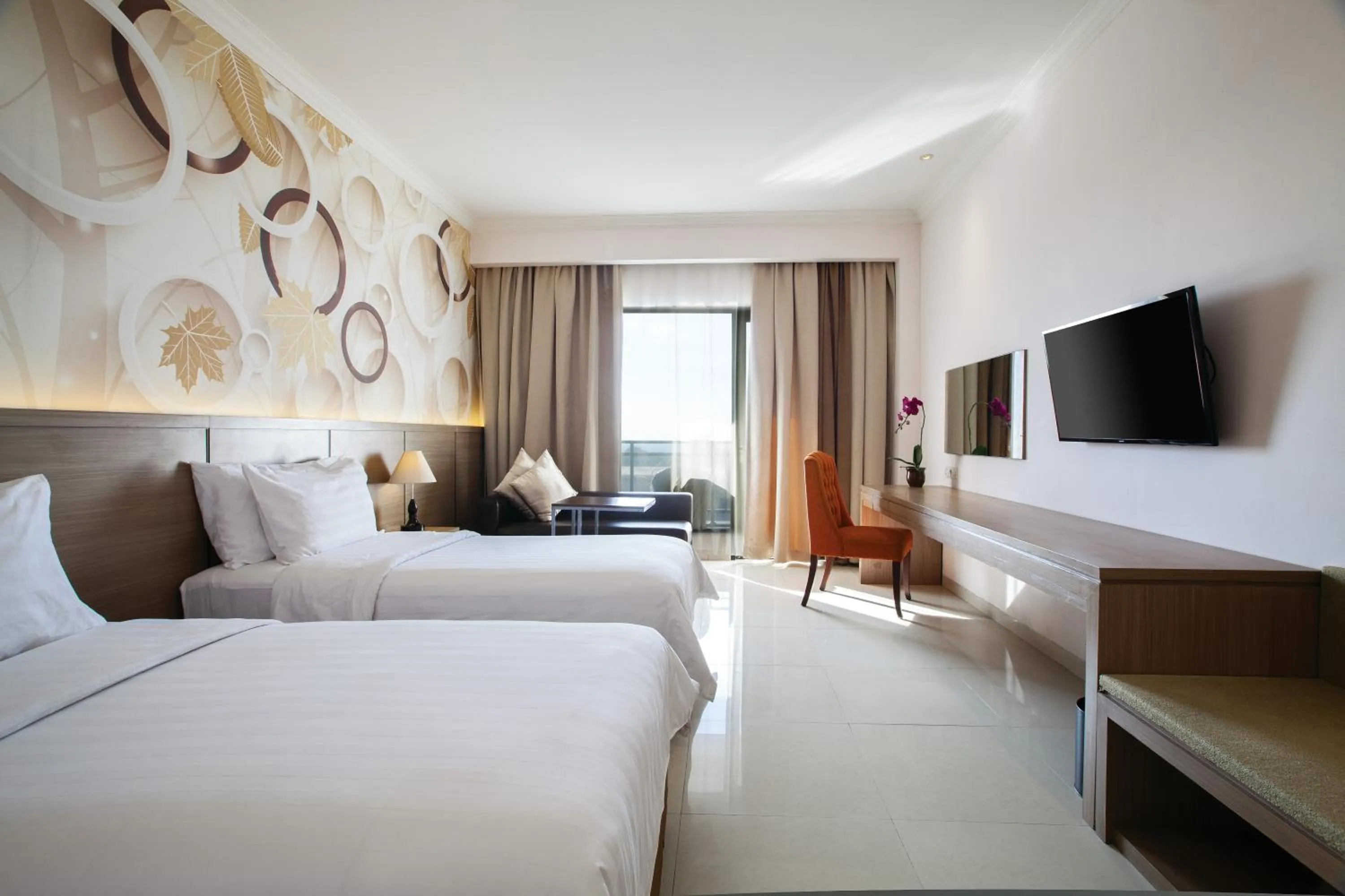 Bed in The Green Peak, ARTOTEL Curated