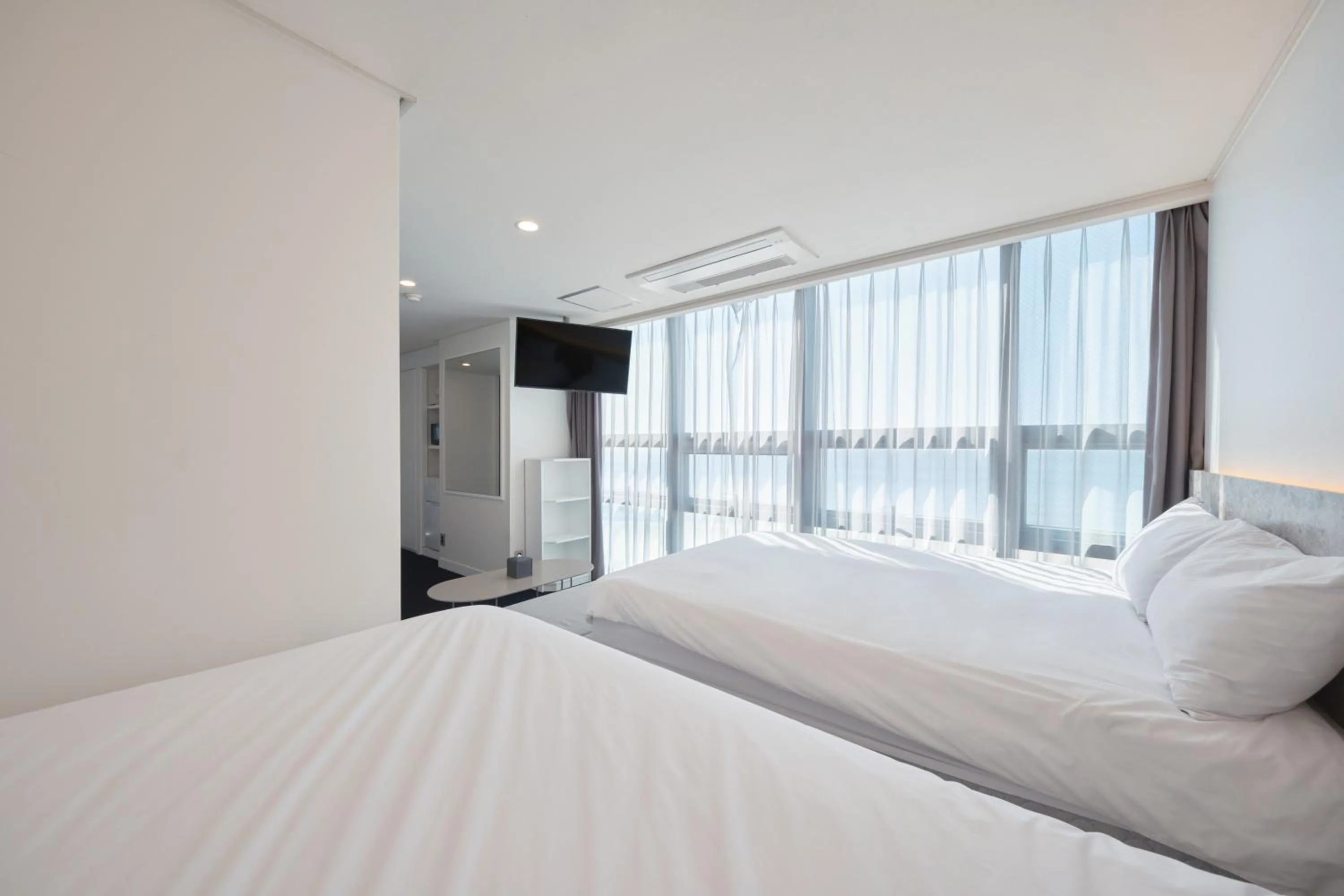 Bedroom, Bed in UH Suite The Haeundae