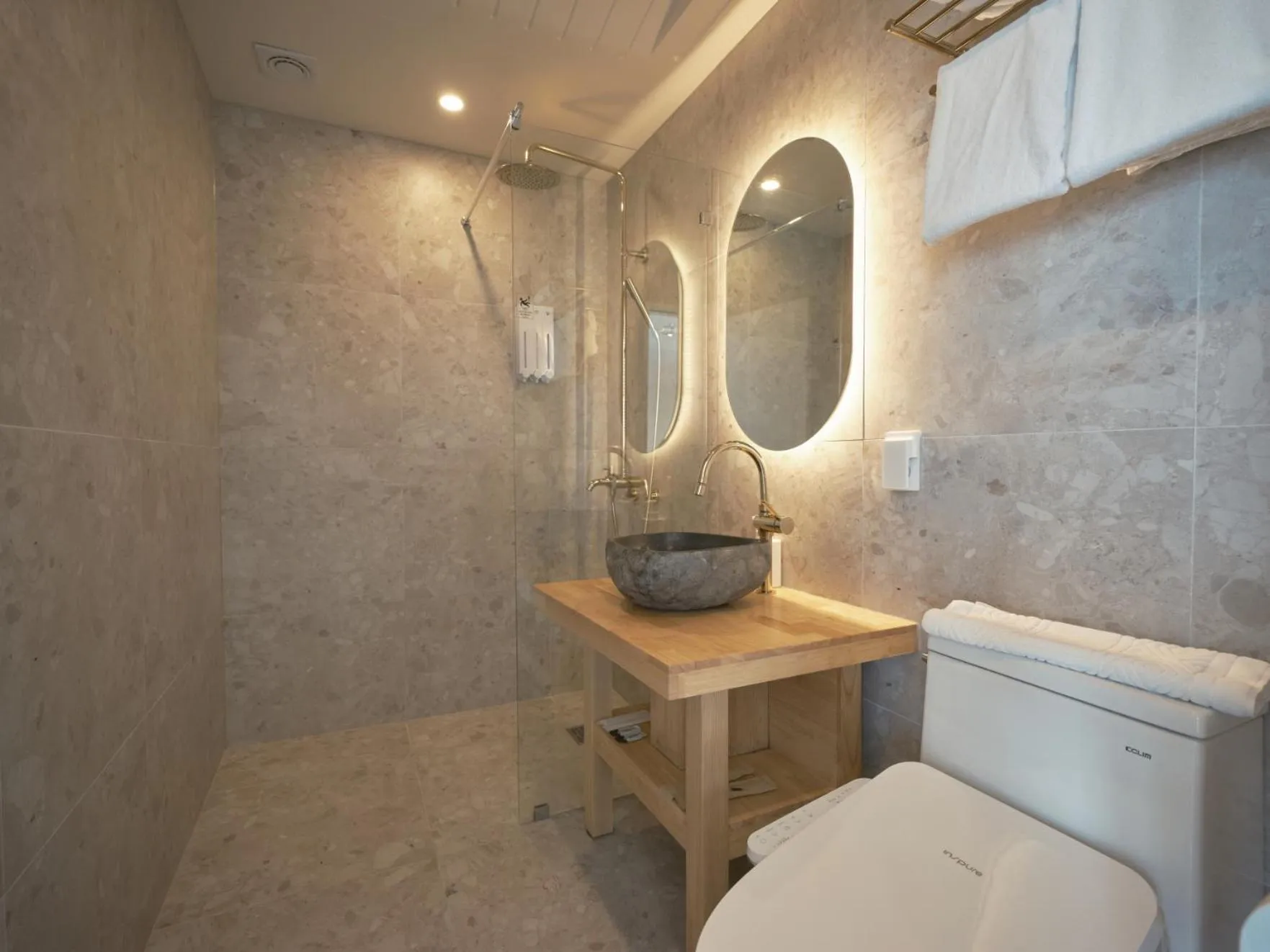 Bathroom in UH Suite The Haeundae