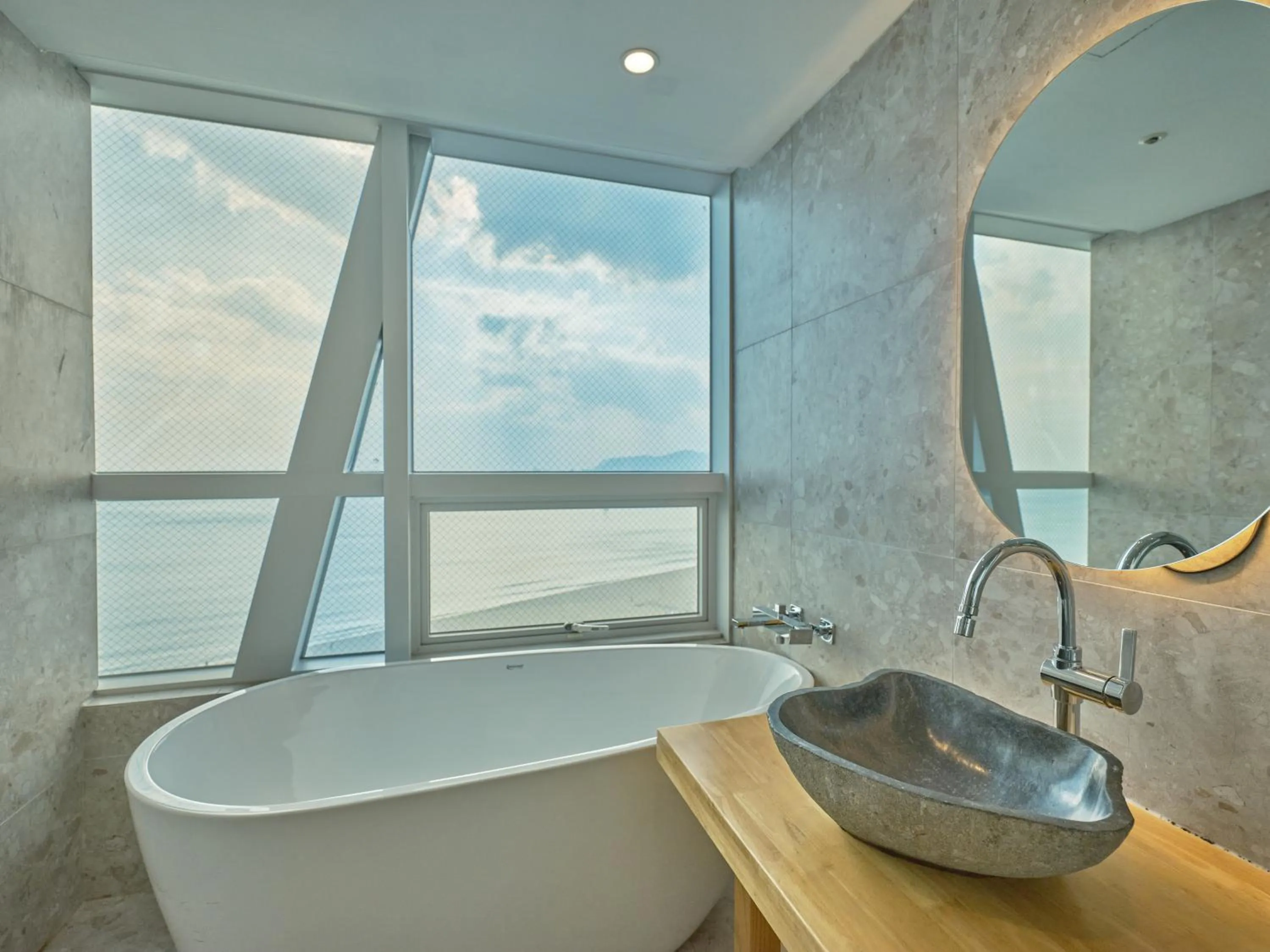 Natural landscape in UH Suite The Haeundae