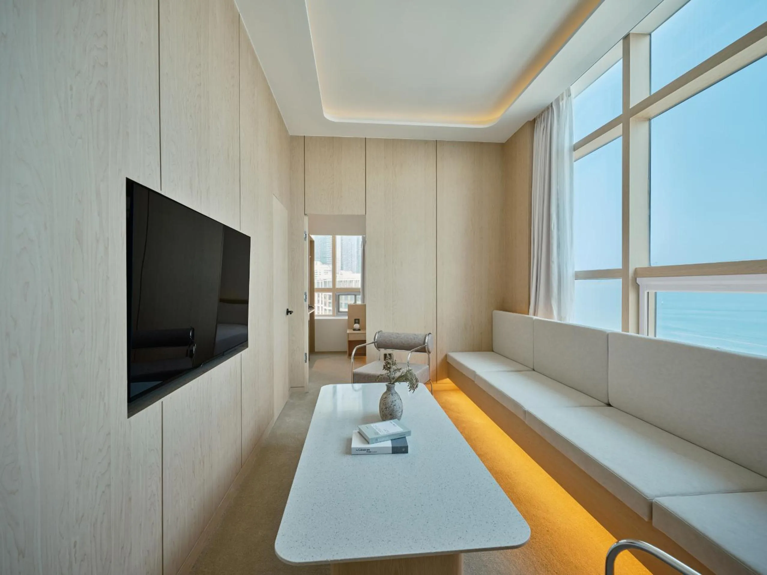 TV and multimedia in UH Suite The Haeundae